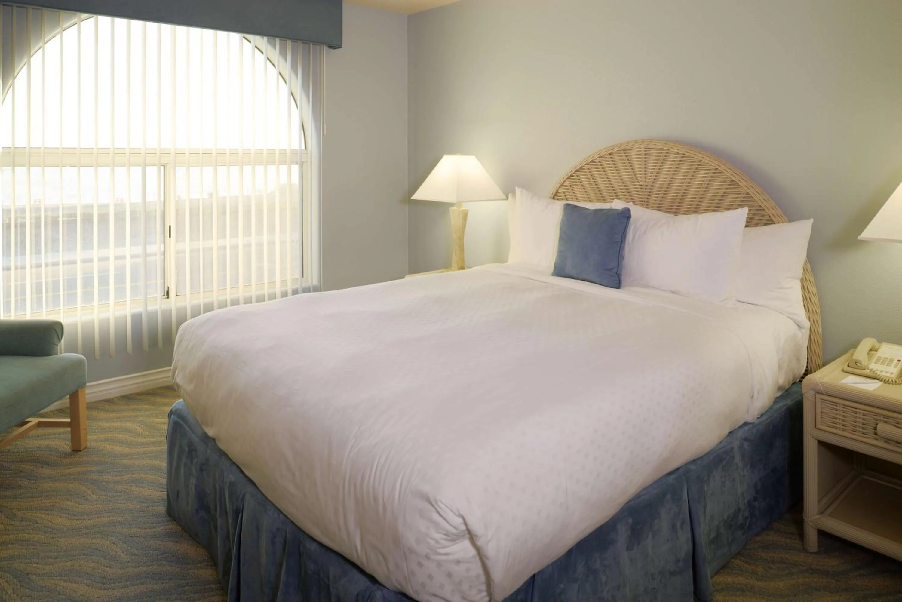 Two-Bedroom King Room with Two Queen Beds and Roll-In Shower in Hilton Vacation Club Riviera Beach & Shores