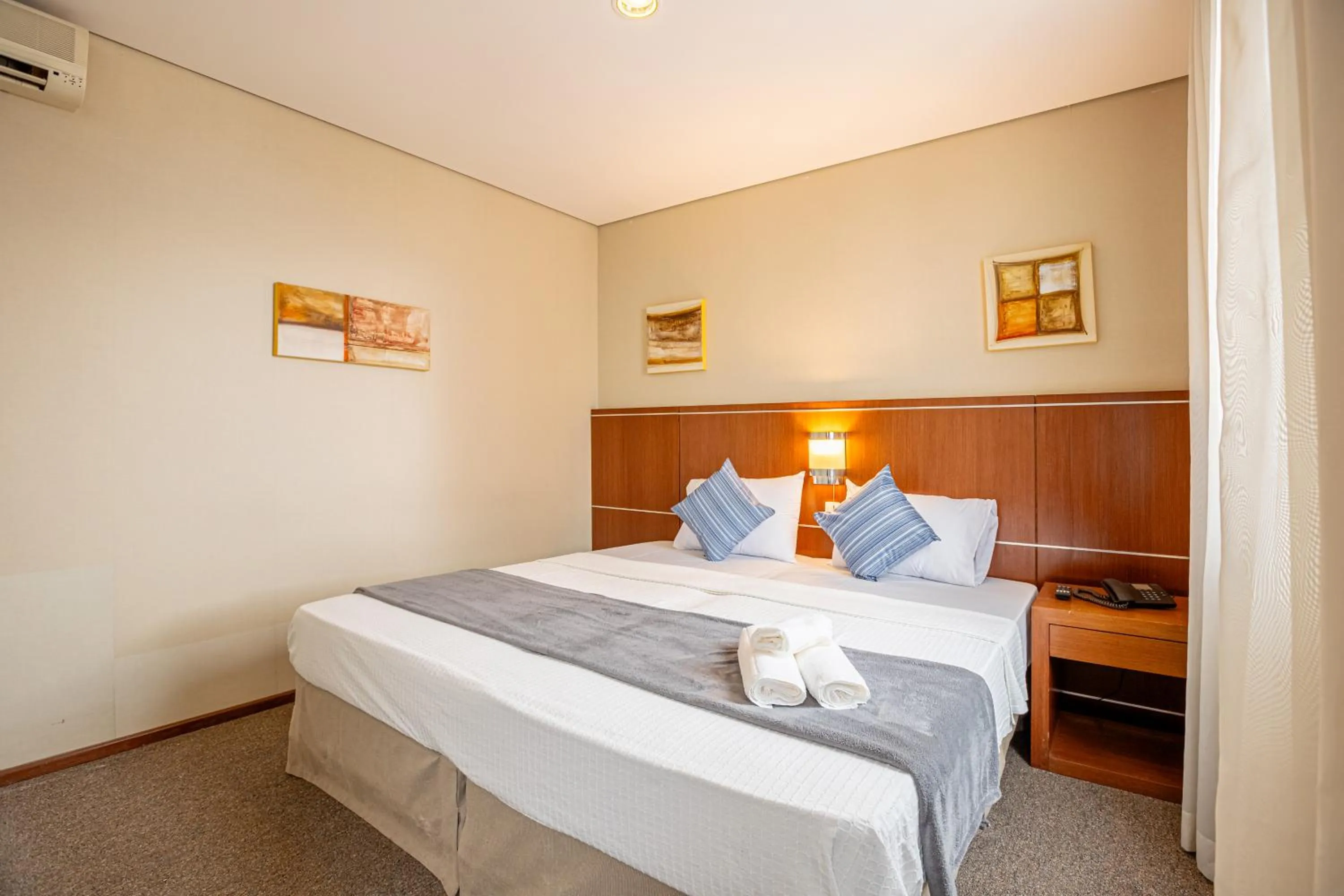 Bed in Hospedez - Flat Osasco Trade Center