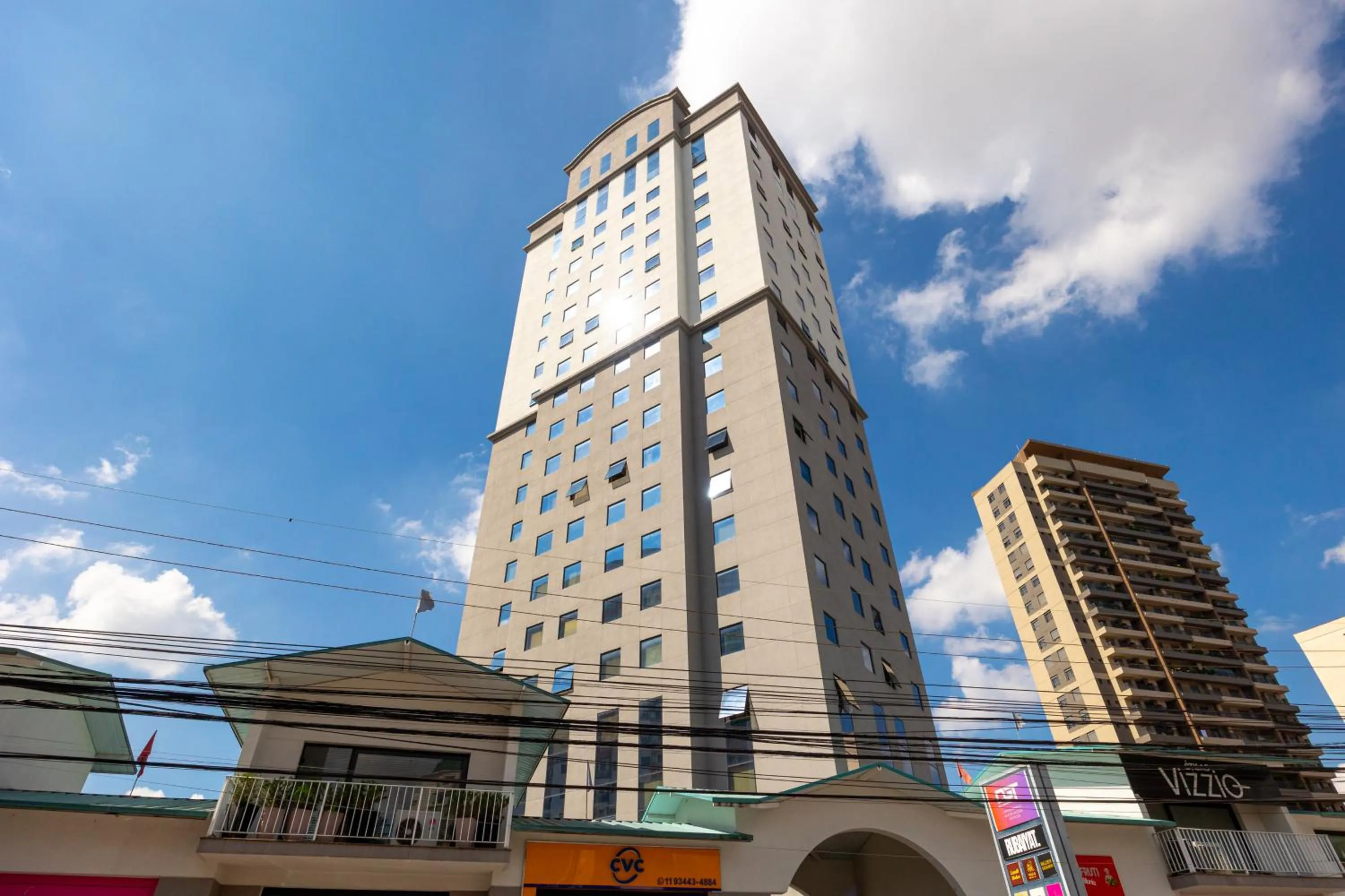 Property building in Hospedez - Flat Osasco Trade Center