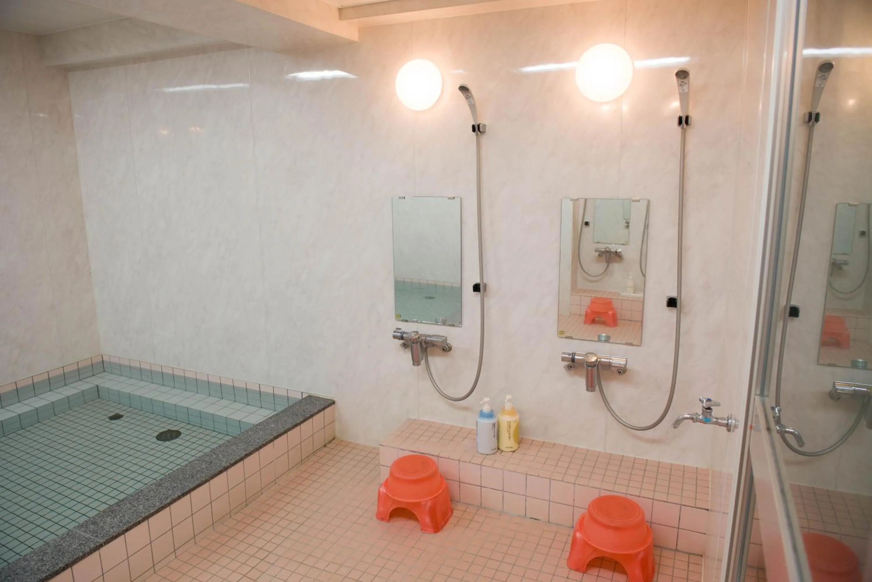 Public Bath in Sakuraya