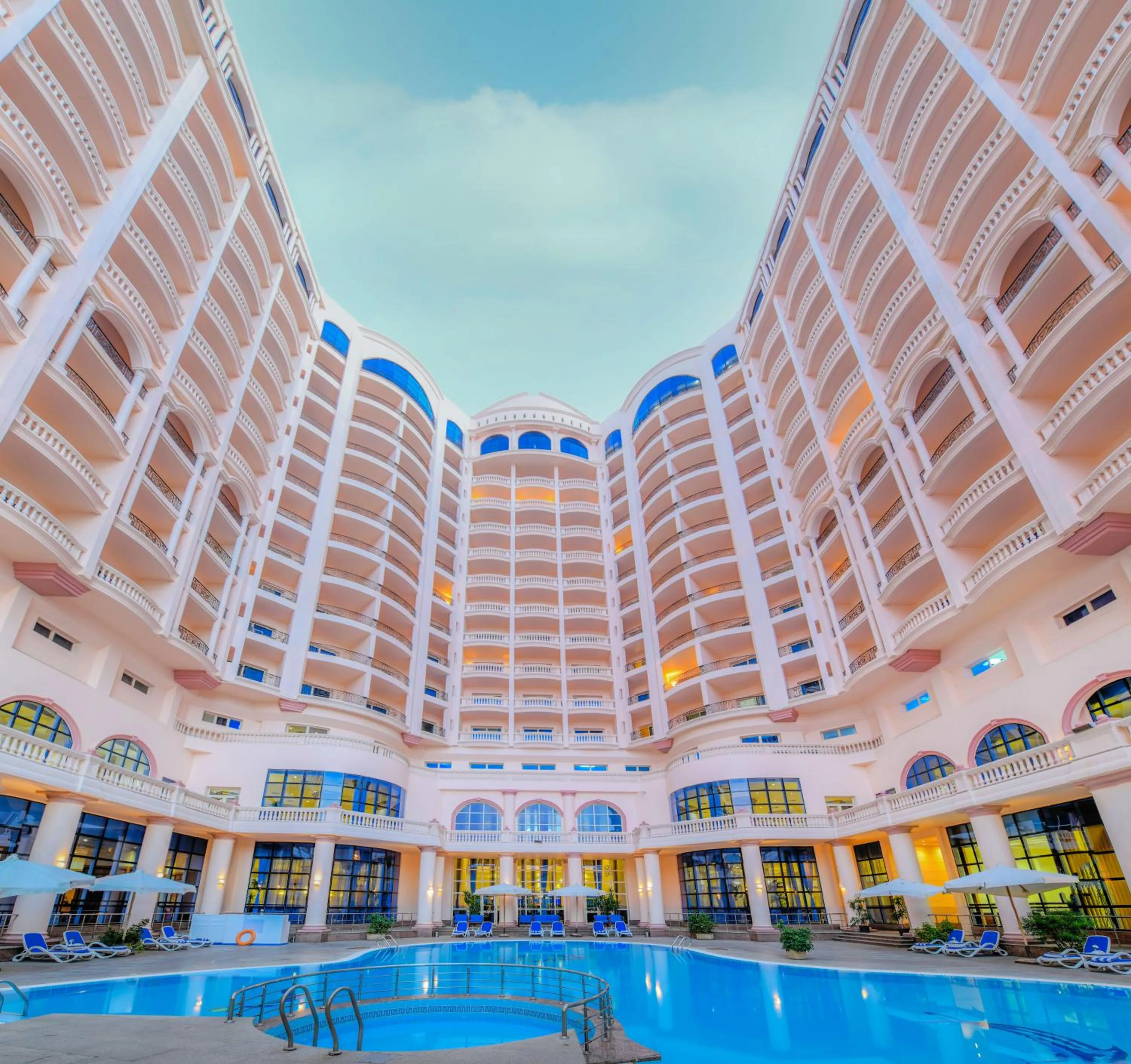 Swimming pool in Tolip Hotel Alexandria