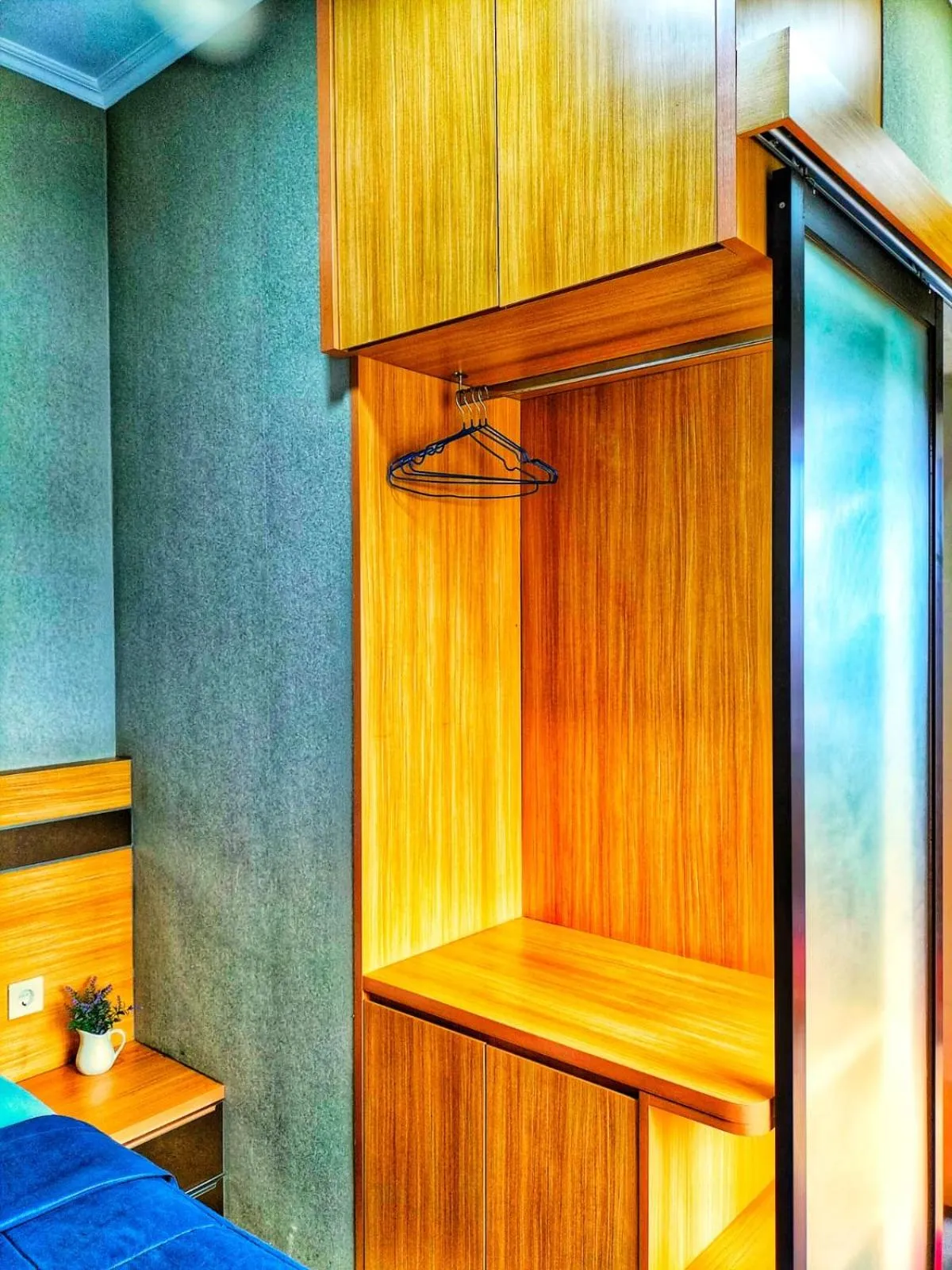 Bed in Cozy Residence Tomang