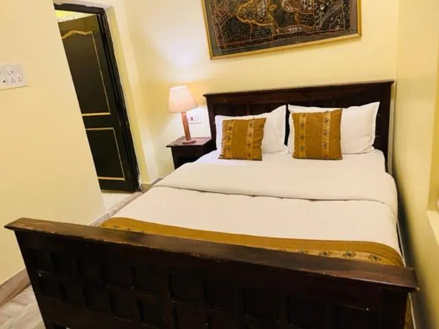 Bed in Hotel Shahi Garh