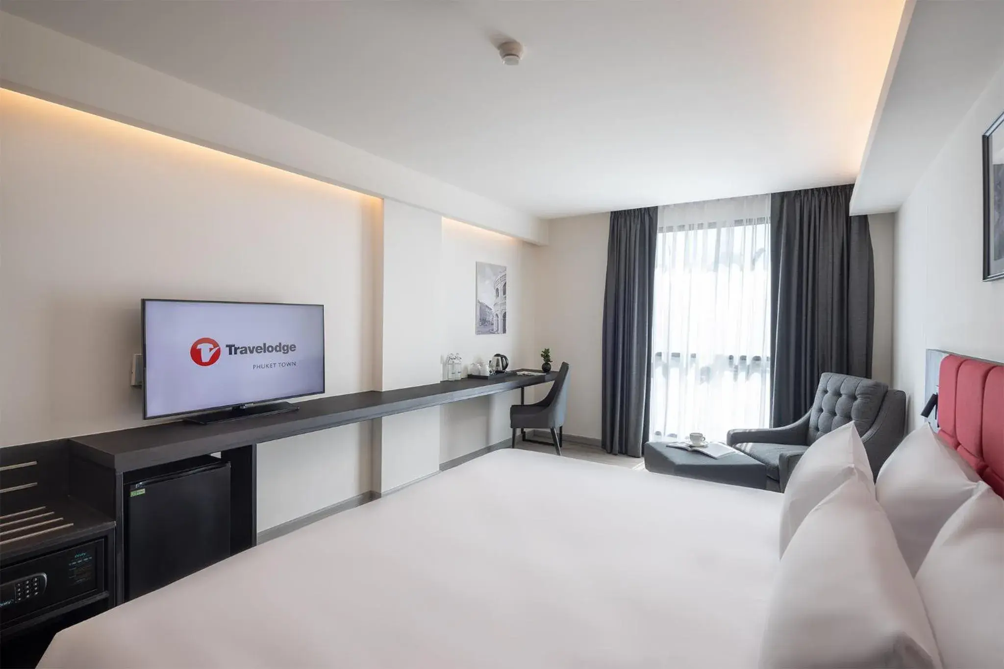 Deluxe Double or Twin Room in Travelodge Phuket Town Deluxe Double or Twin Room in Travelodge Phuket Town