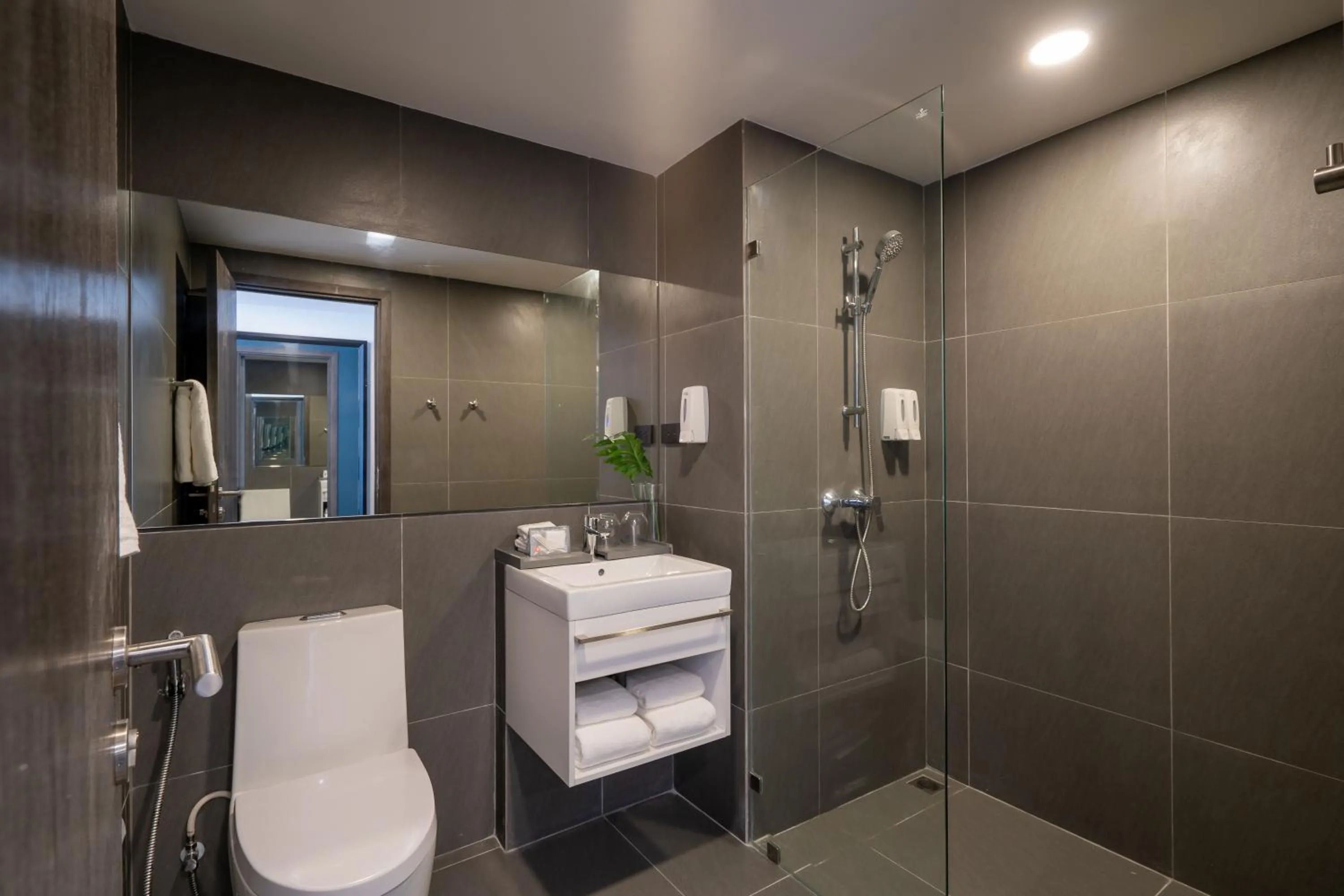 Bathroom in Travelodge Phuket Town