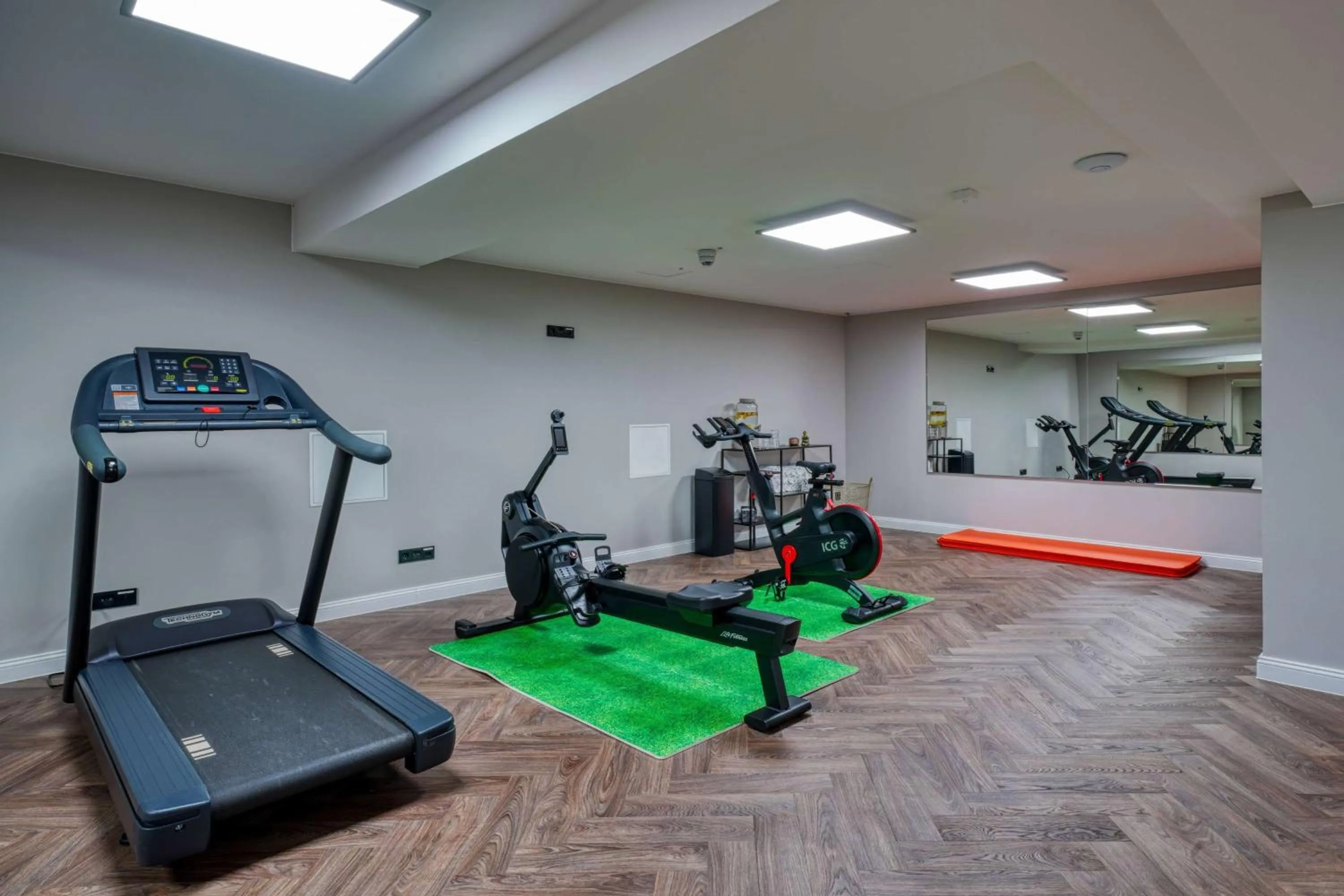 Fitness centre/facilities in Vienna House Easy by Wyndham Bonn City
