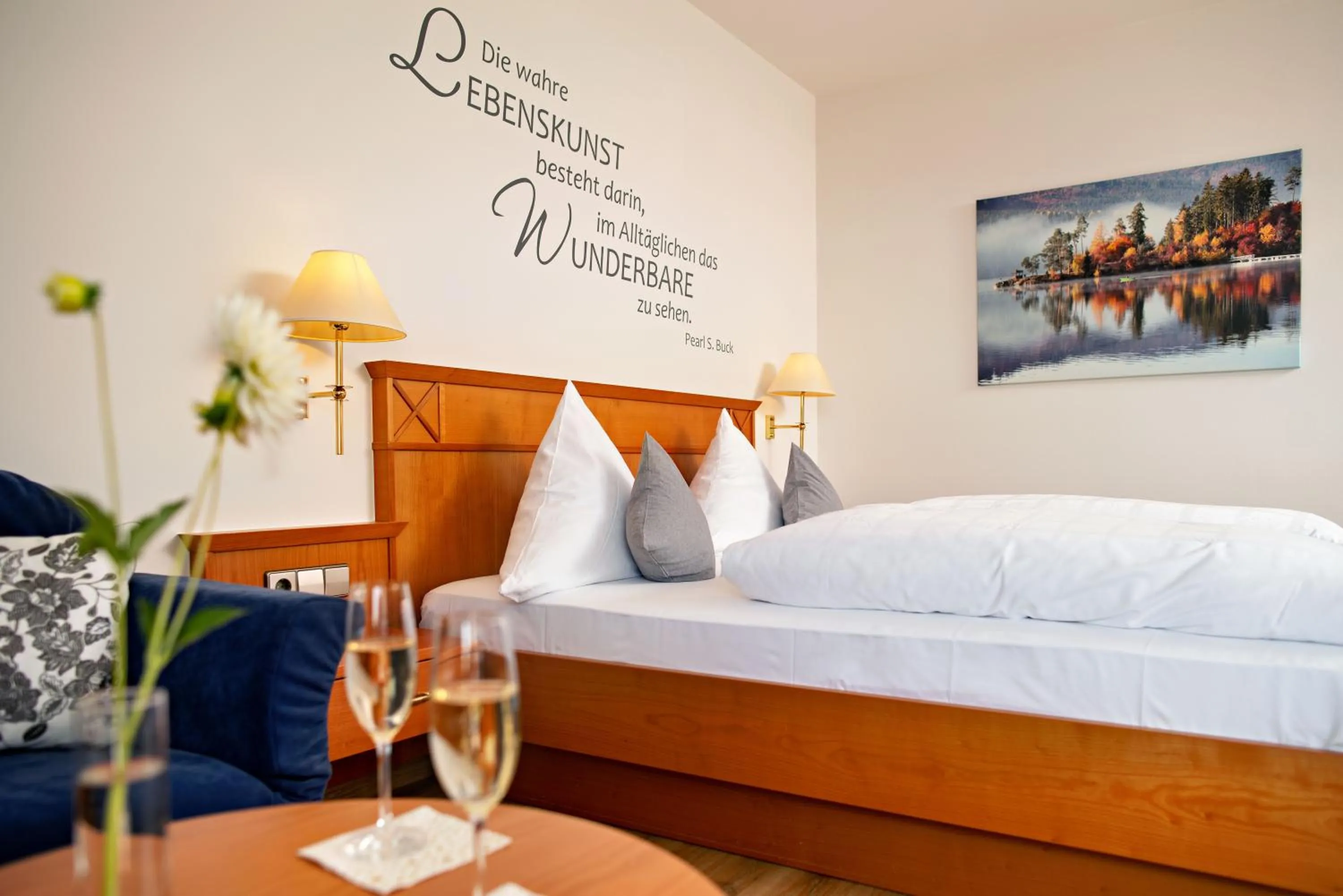 Photo of the whole room, Bed in Möhringers Schwarzwald Hotel