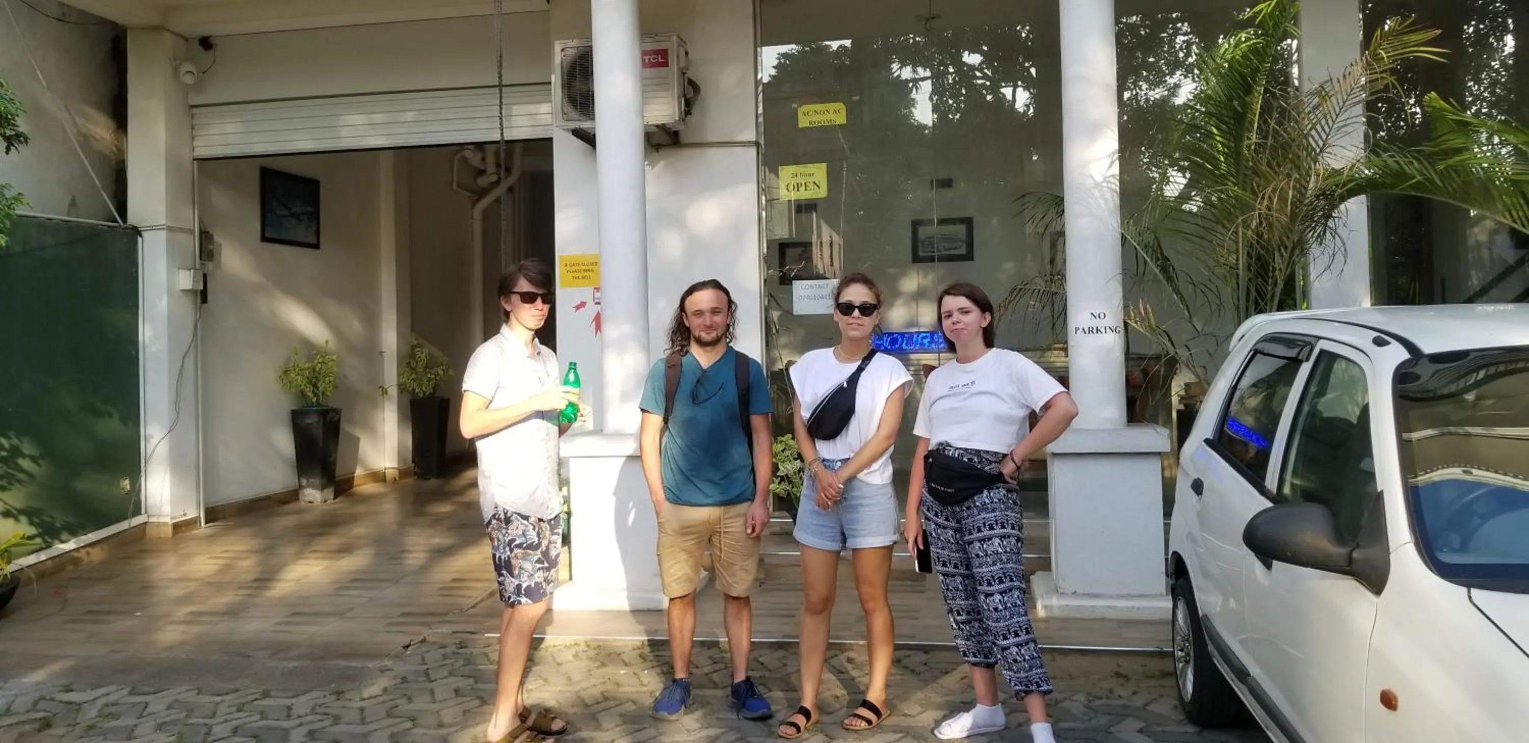 KINGS GATE Airport TRANSIT HOTEL