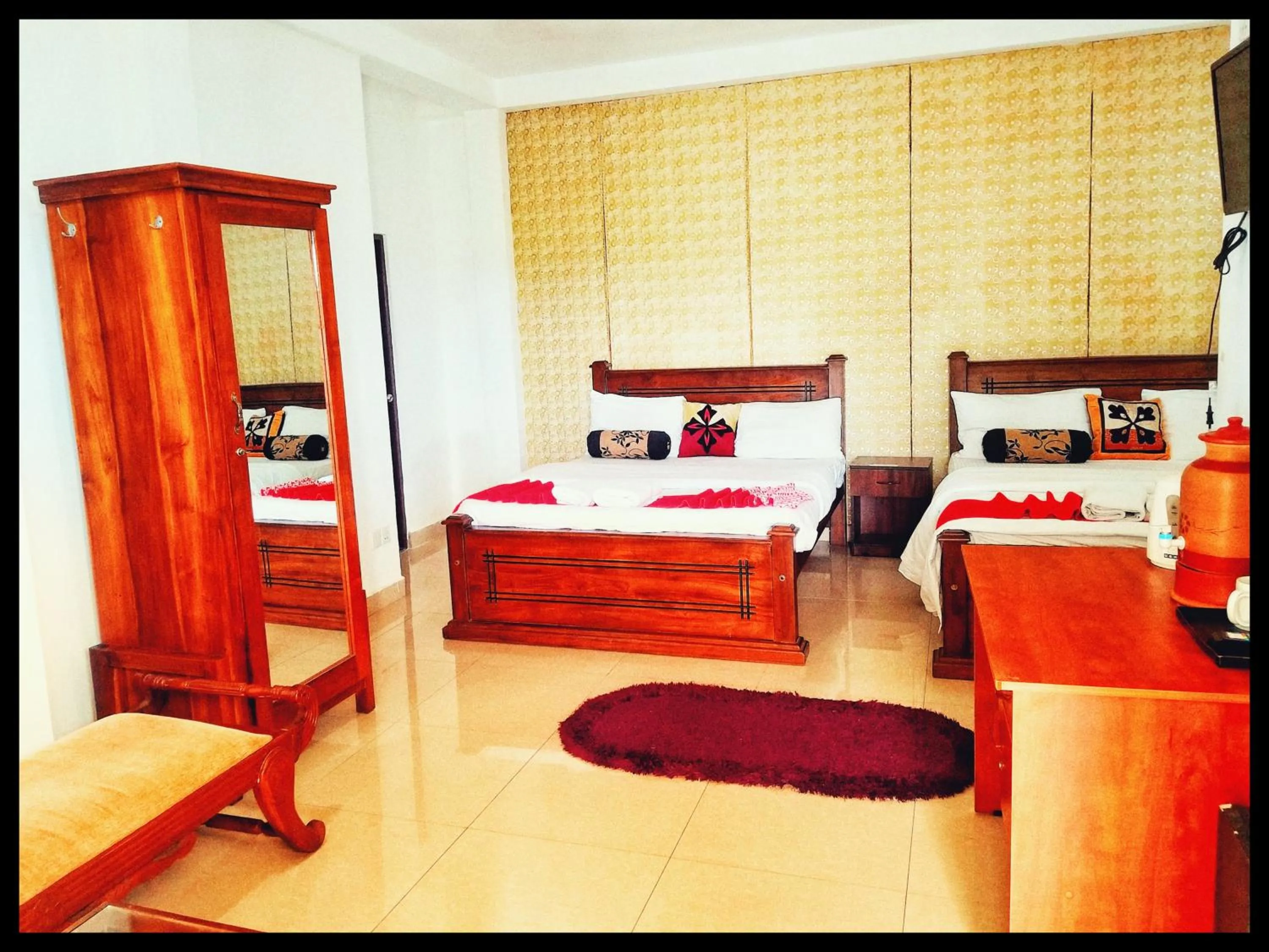 Bed in KINGS GATE Airport TRANSIT HOTEL