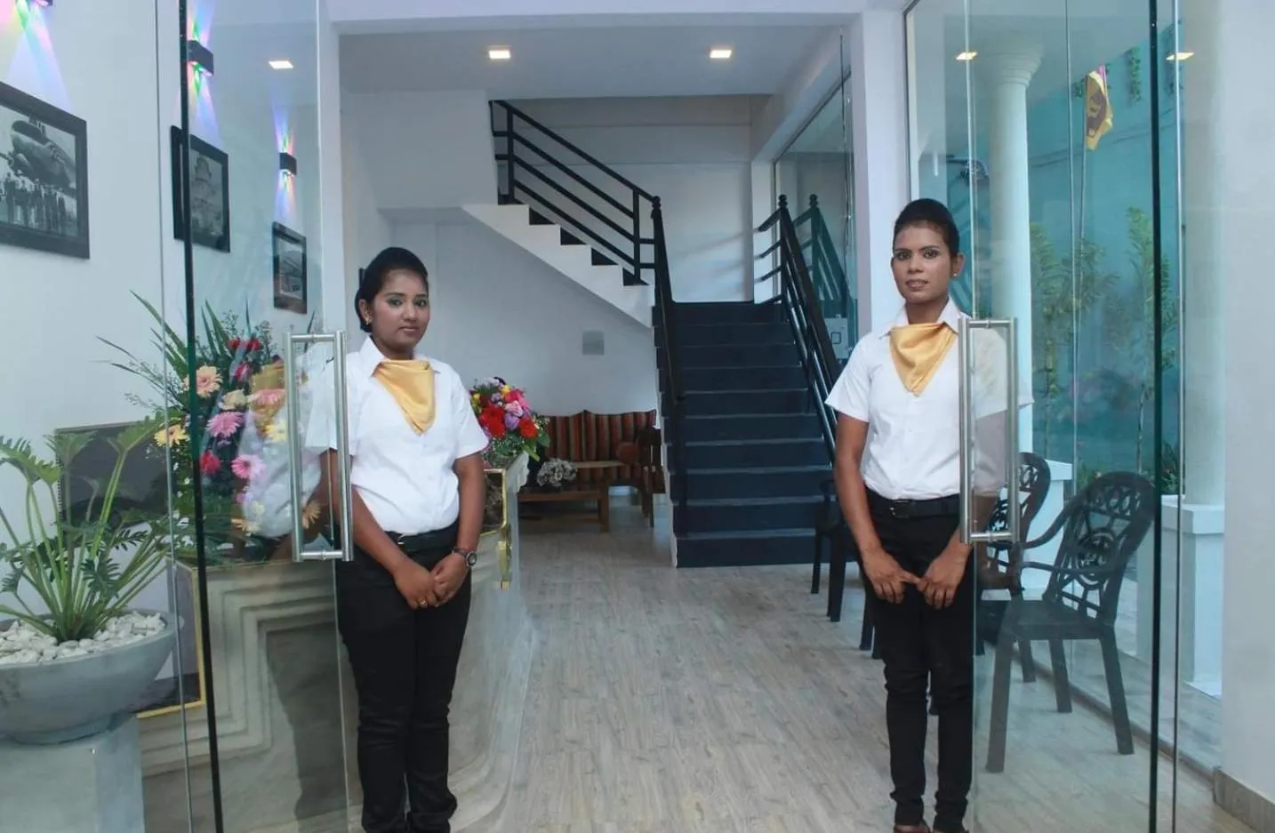 KINGS GATE Airport TRANSIT HOTEL