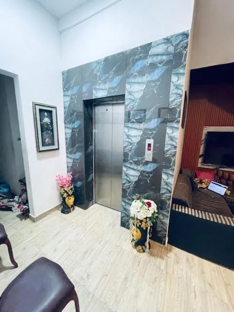 KINGS GATE Airport TRANSIT HOTEL