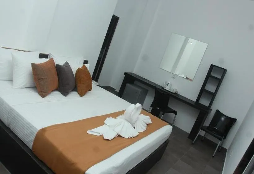 Bed in KINGS GATE Airport TRANSIT HOTEL