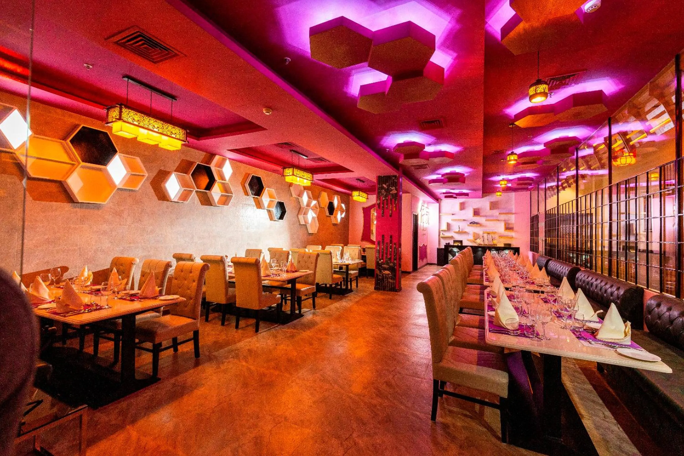 Restaurant/places to eat in Ramada Neemrana