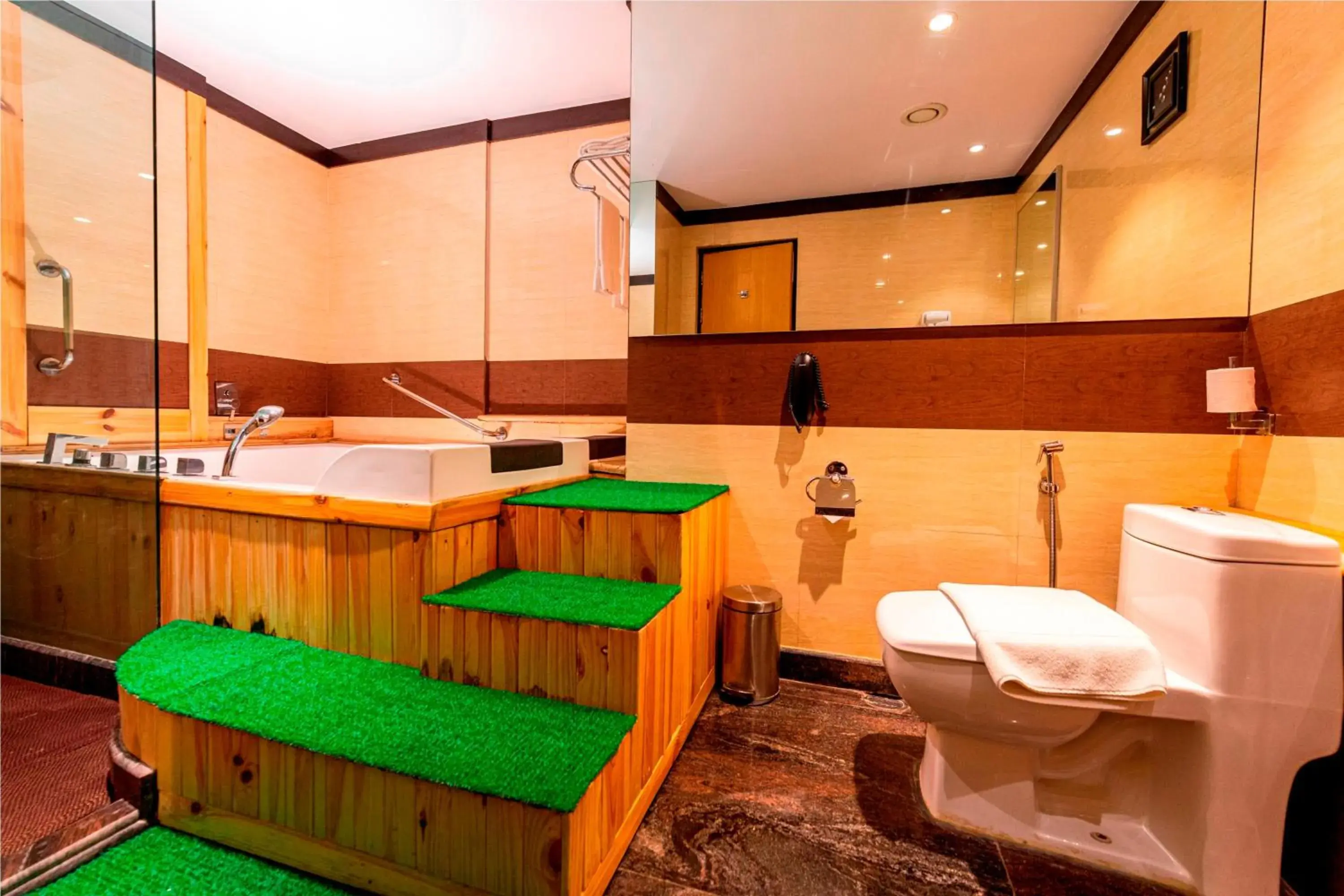 Presidential Pool Suite in Ramada Neemrana Presidential Pool Suite in Ramada Neemrana