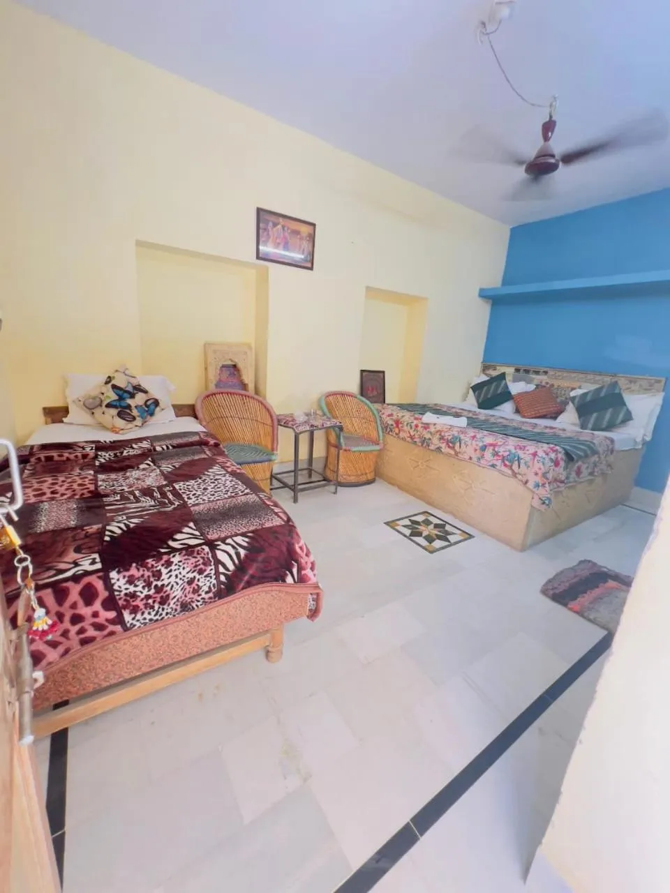 Bed in Hotel Neem Haveli