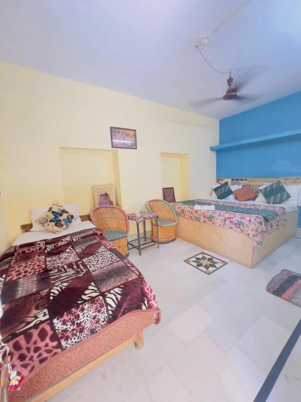 Bed in Hotel Neem Haveli