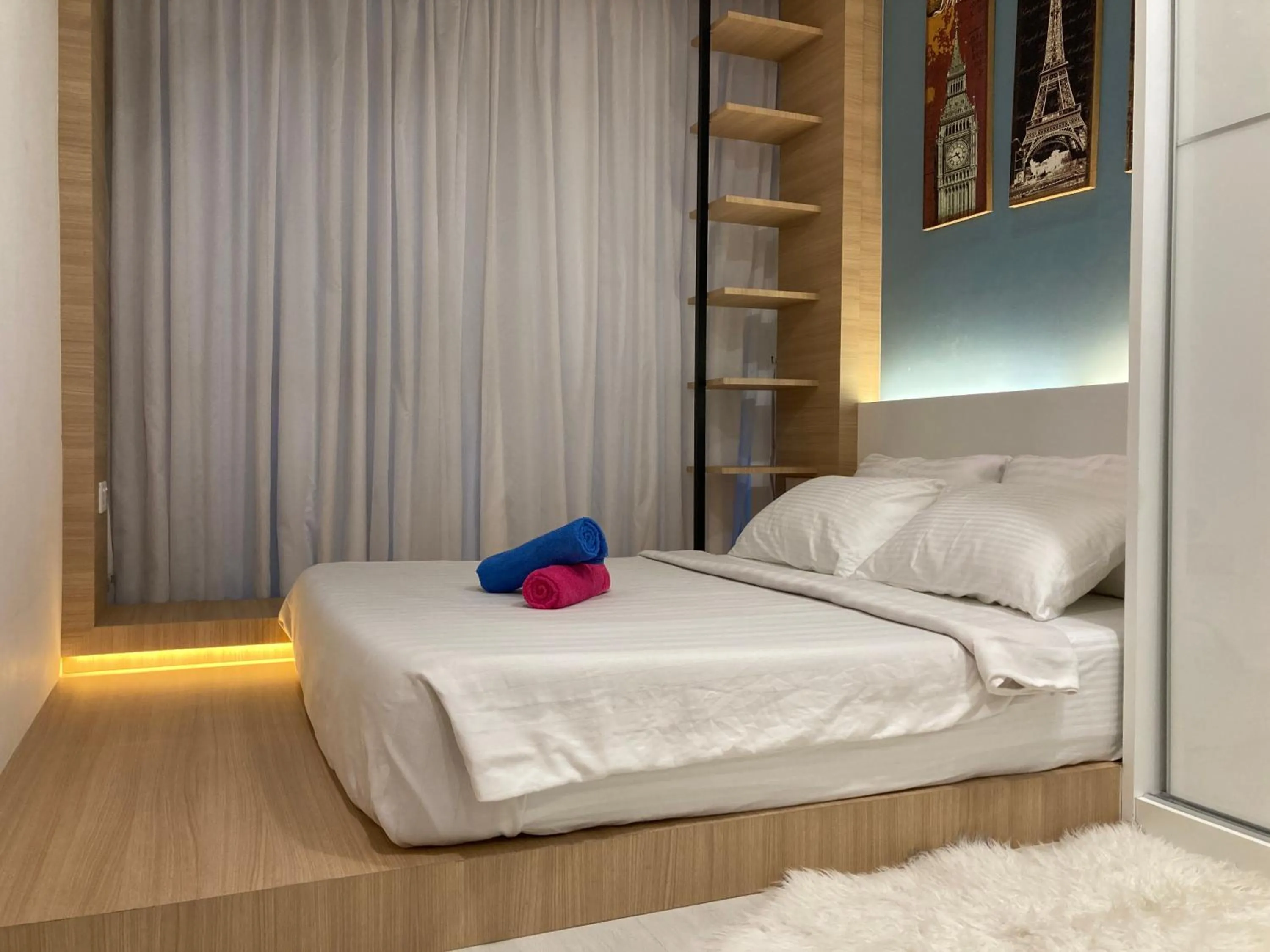 Bed in Straits Garden Suite Jelutong Georgetown