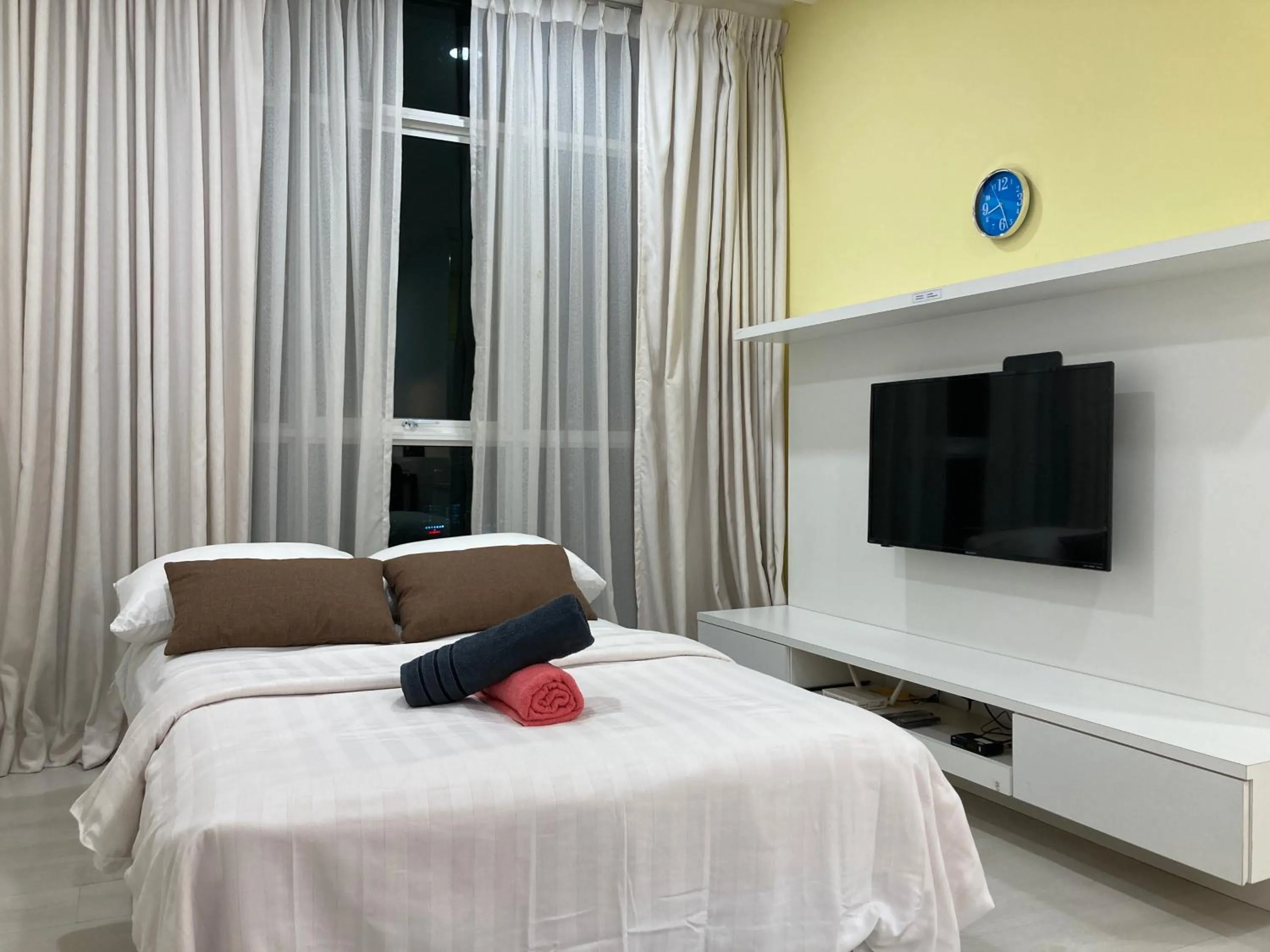 Bed in Straits Garden Suite Jelutong Georgetown