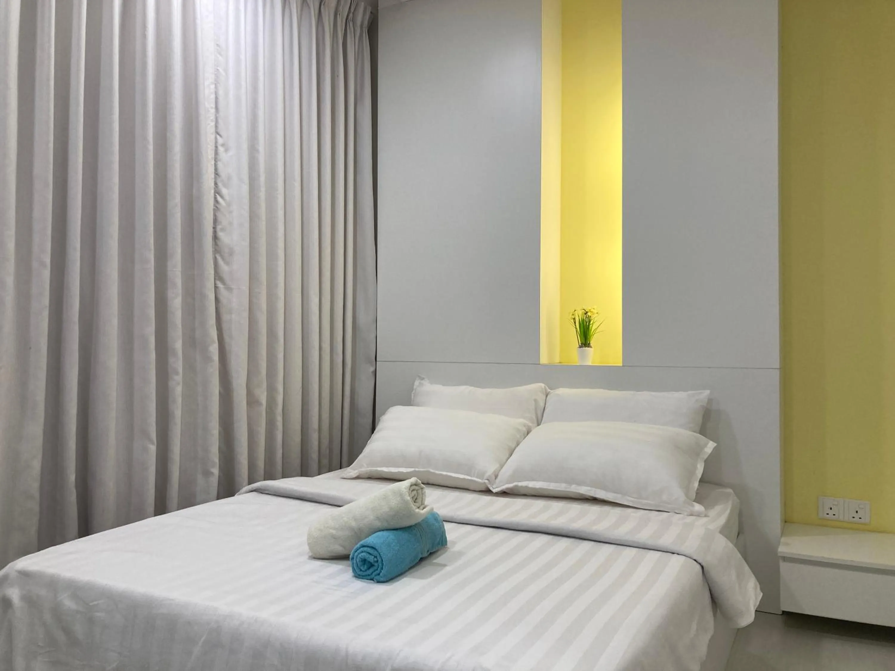 Bedroom, Bed in Straits Garden Suite Jelutong Georgetown