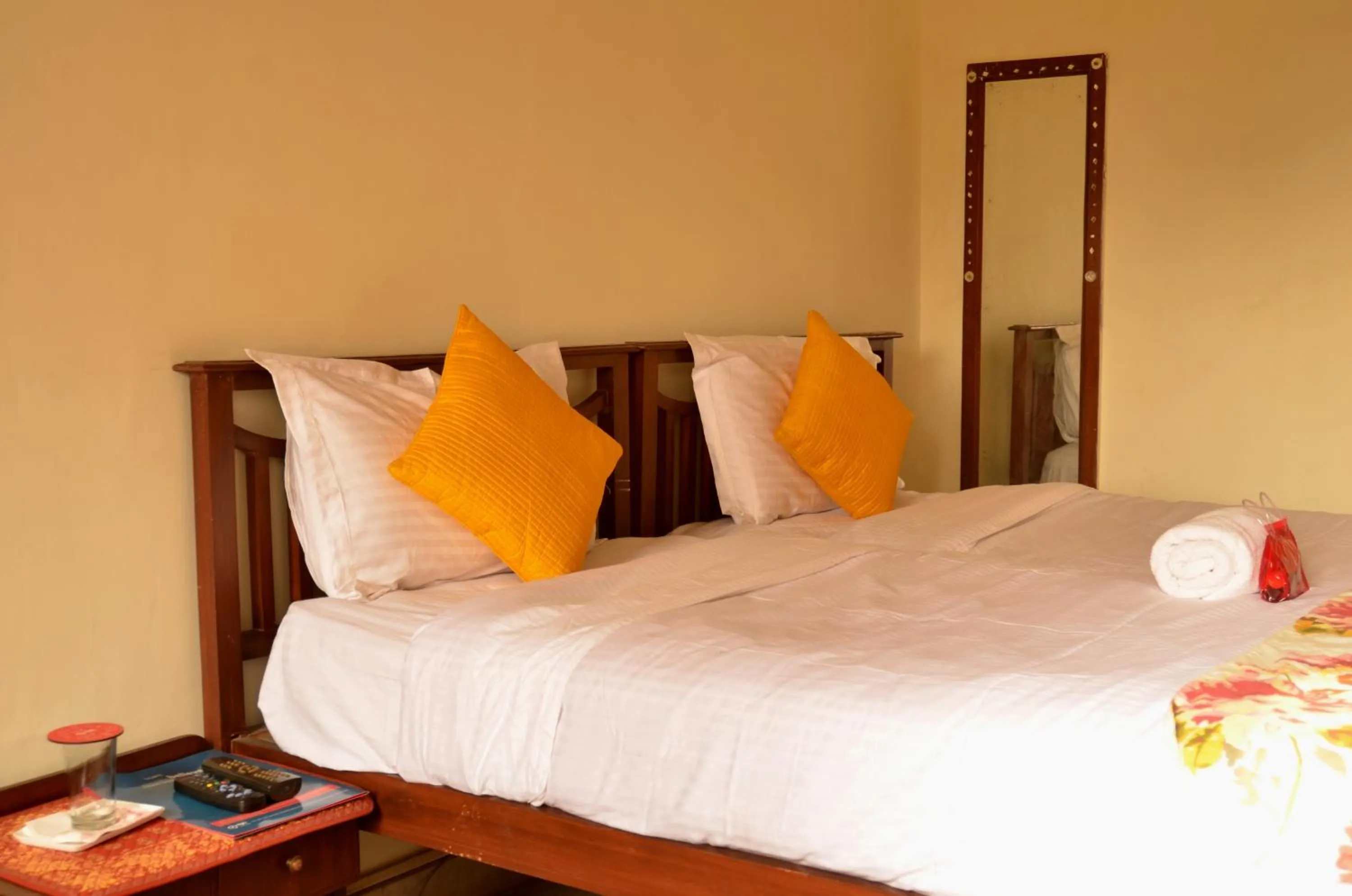 Living room, Bed in Sneh Deep Guest House