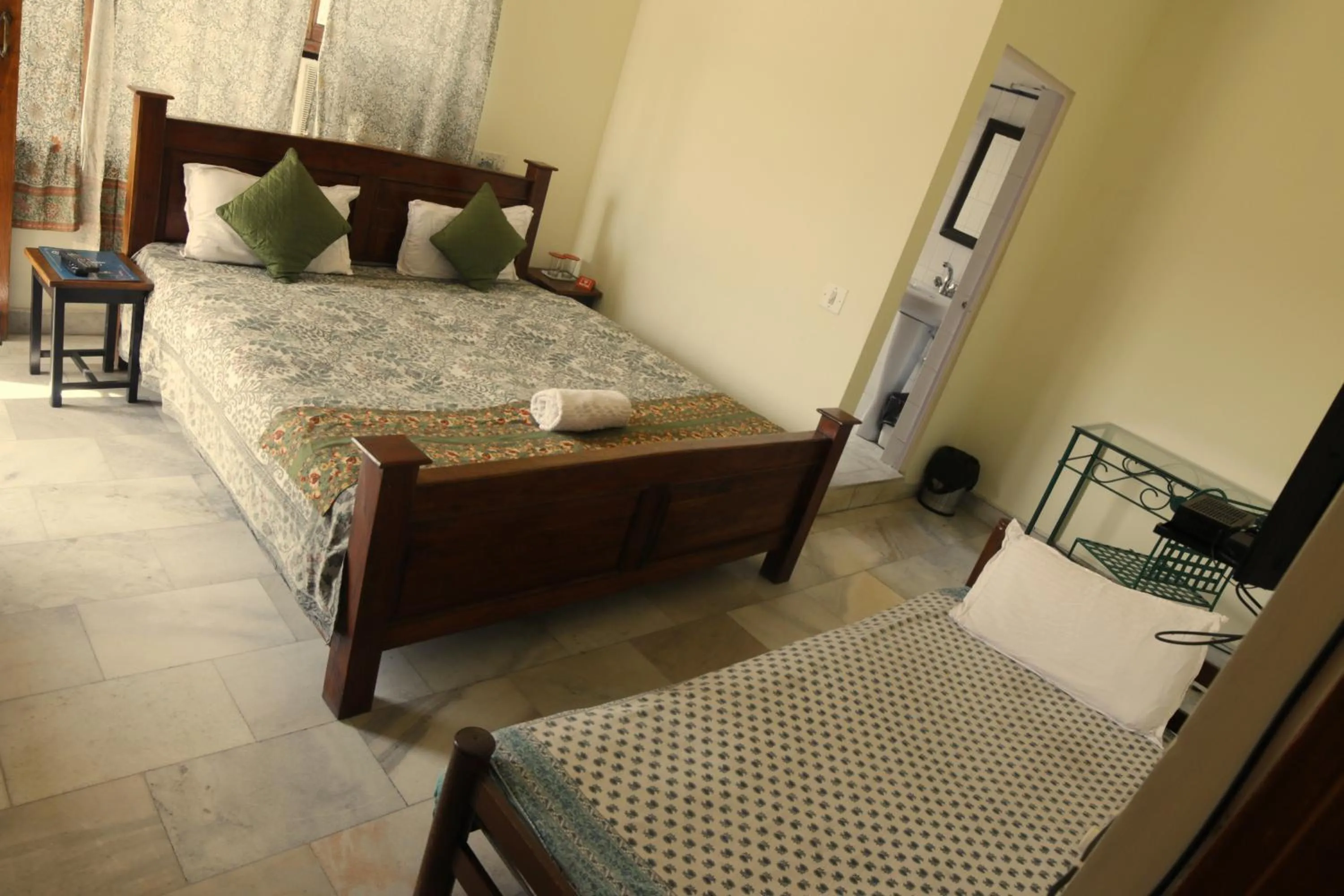 Photo of the whole room, Bed in Sneh Deep Guest House