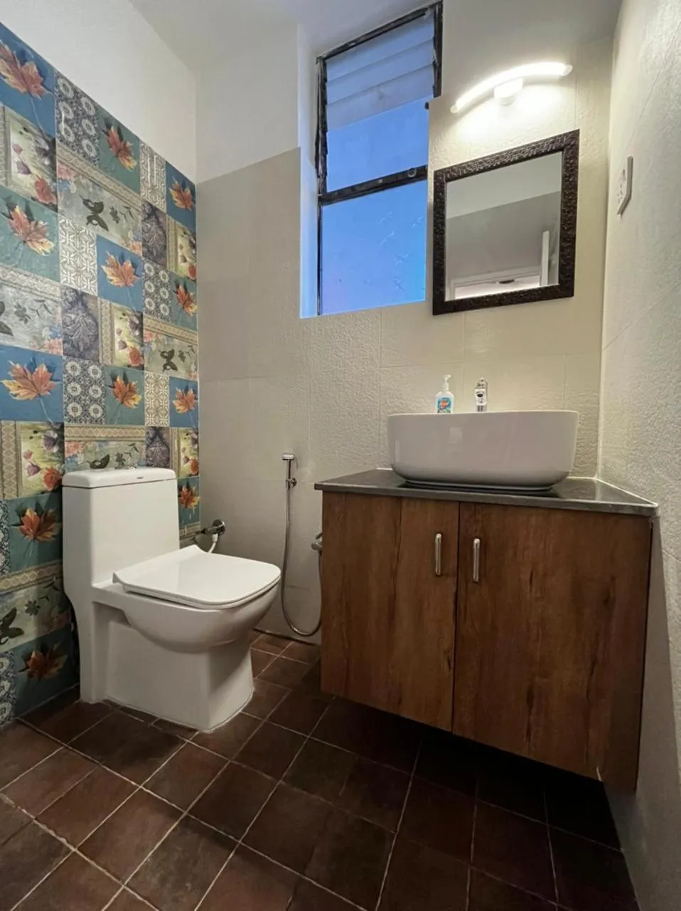 Toilet in Santa Monica Resort - Calangute