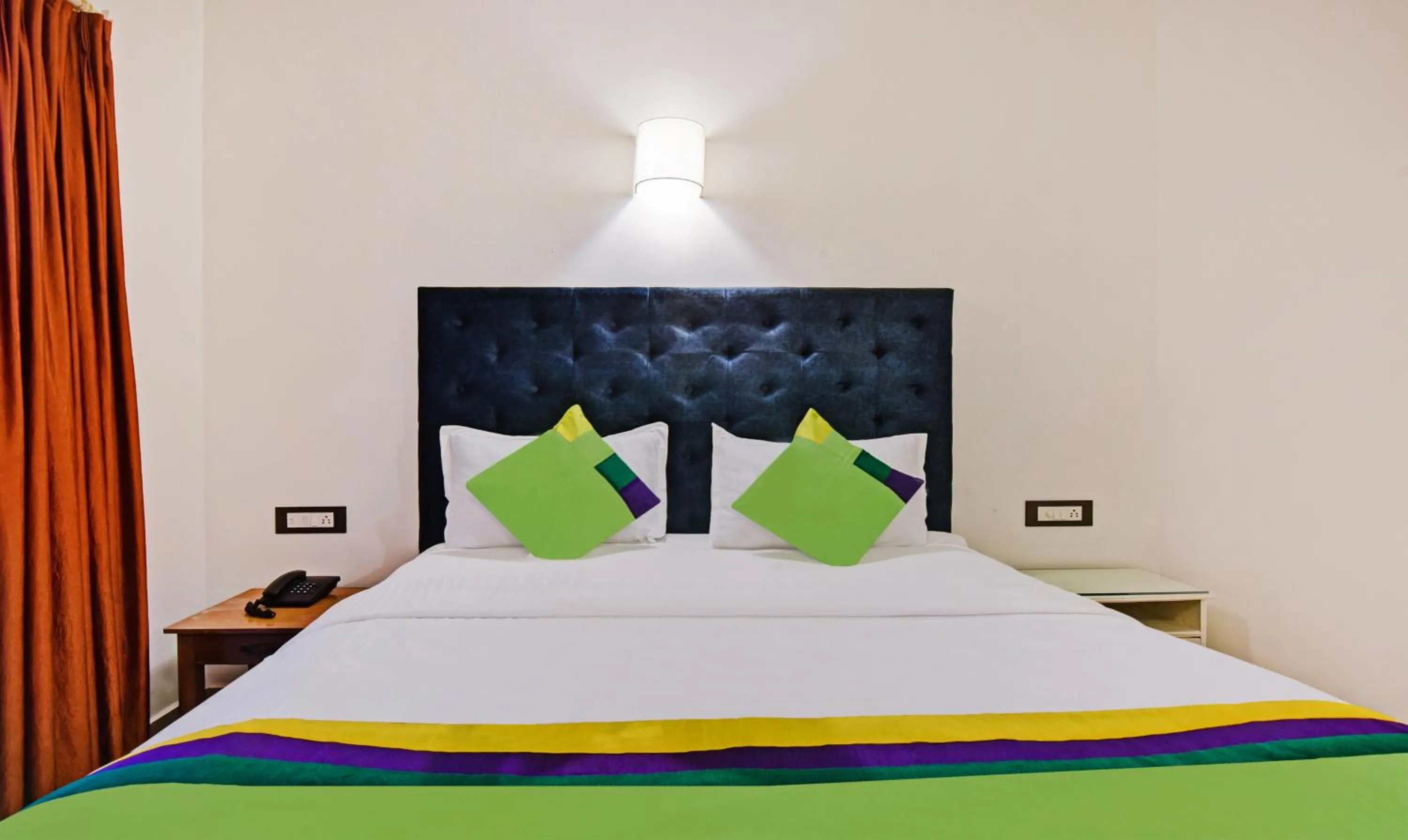 Bed in Santa Monica Resort - Calangute