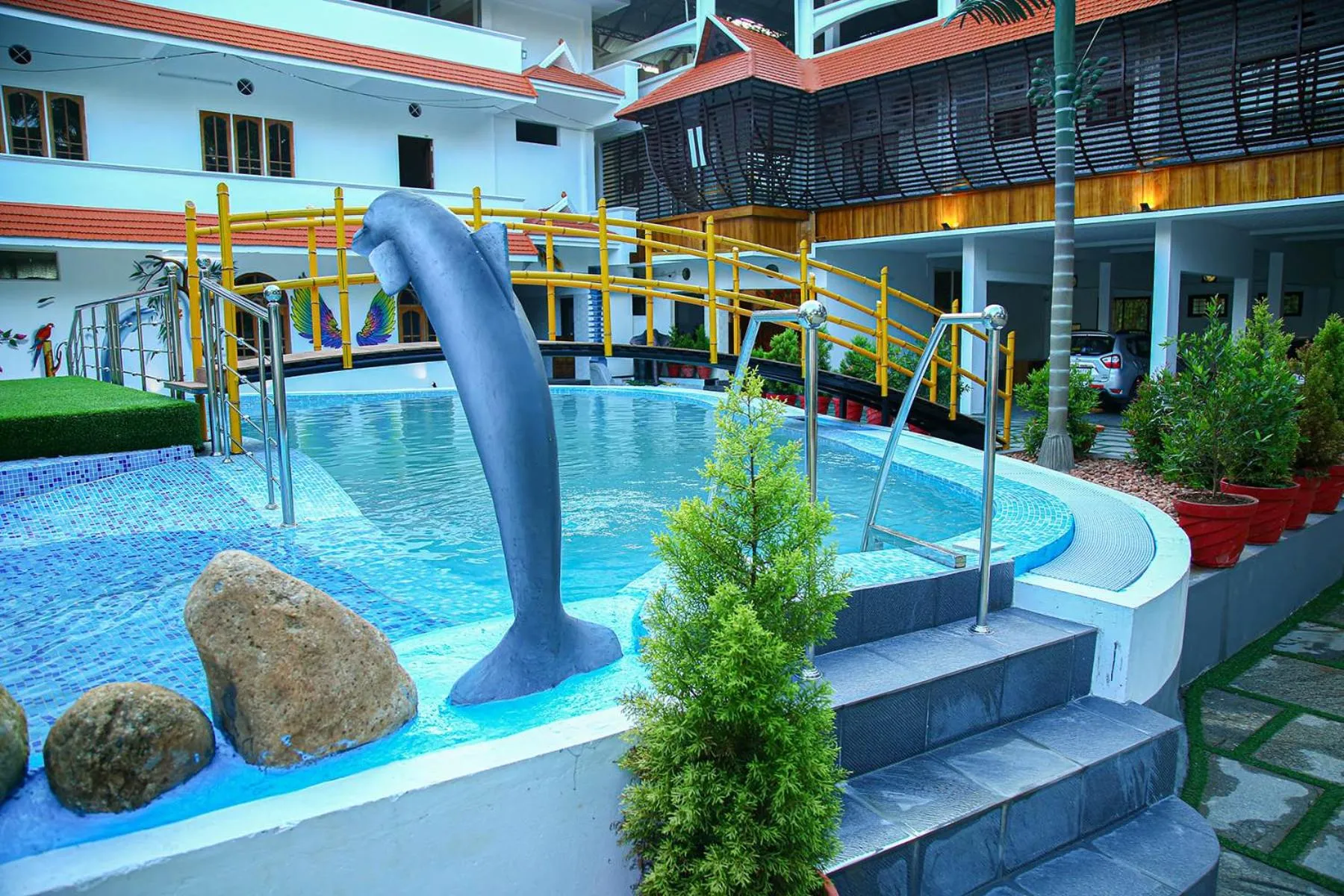 Day in Lake Palace Family Resort Kumarakom