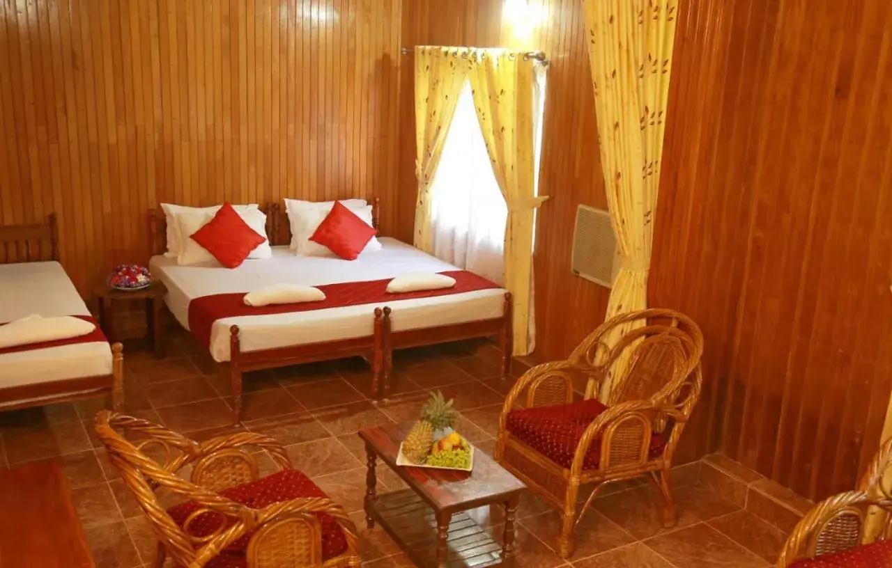 Suite in Lake Palace Family Resort Kumarakom Suite in Lake Palace Family Resort Kumarakom