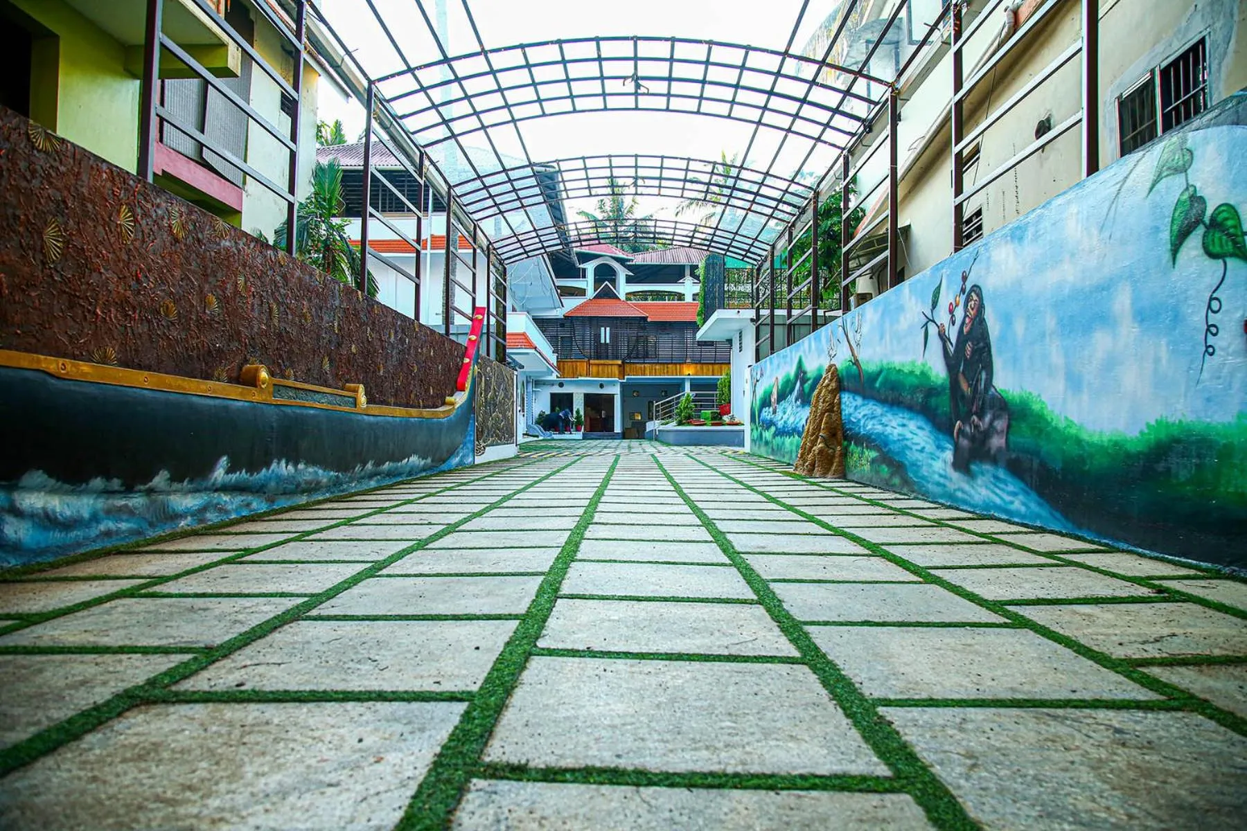 Facade/entrance in Lake Palace Family Resort Kumarakom