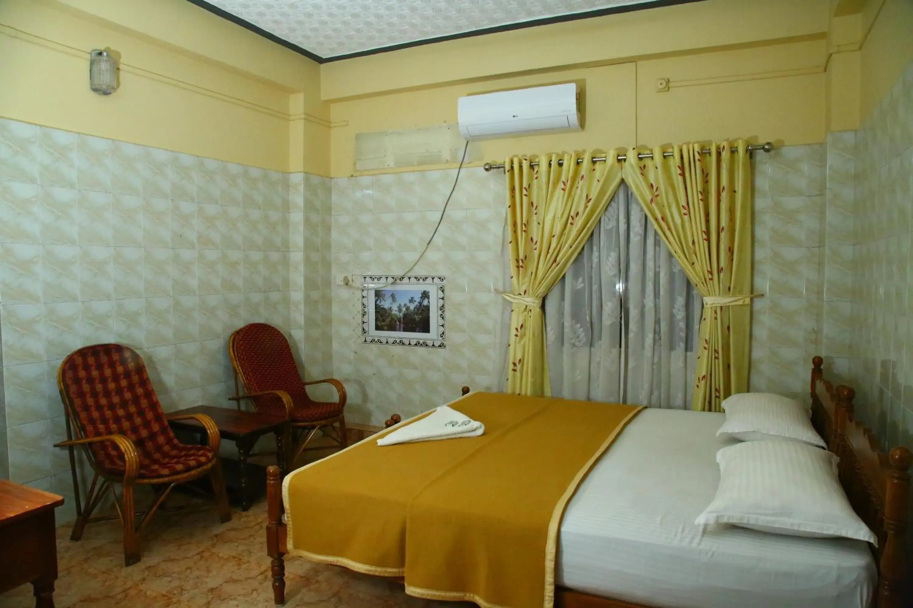 Deluxe Room - AC in Lake Palace Family Resort Kumarakom Deluxe Room - AC in Lake Palace Family Resort Kumarakom