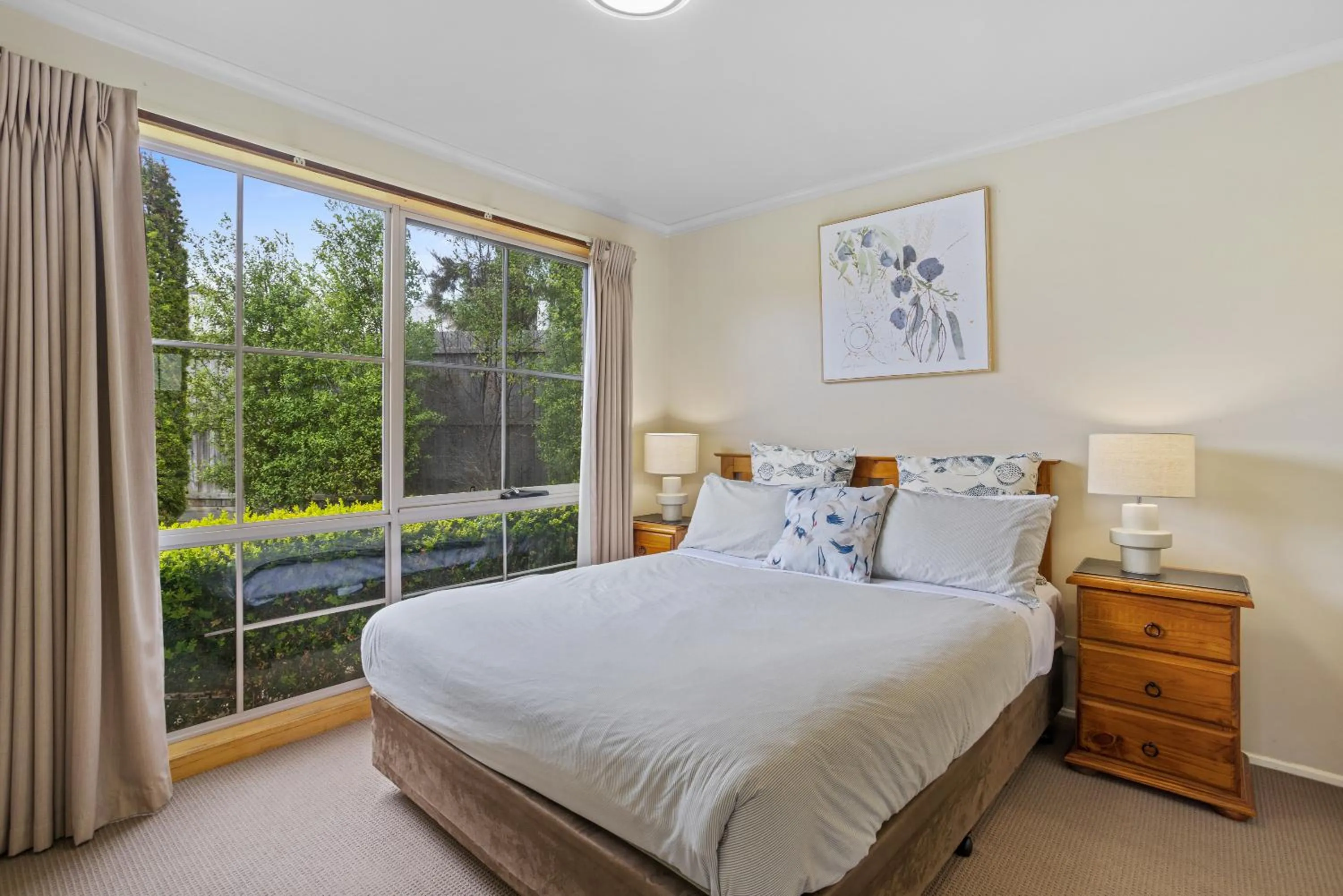 Bed in Bayview Motel Rosebud/Rye