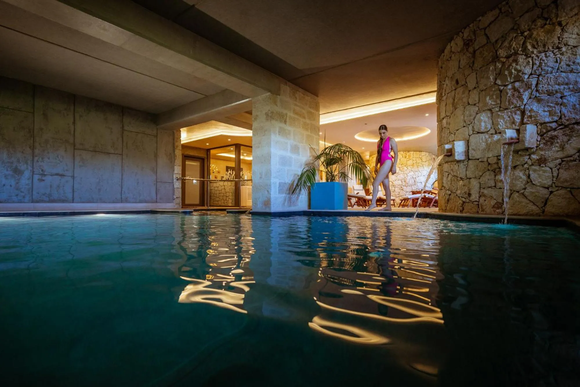 Swimming pool in Mulberries