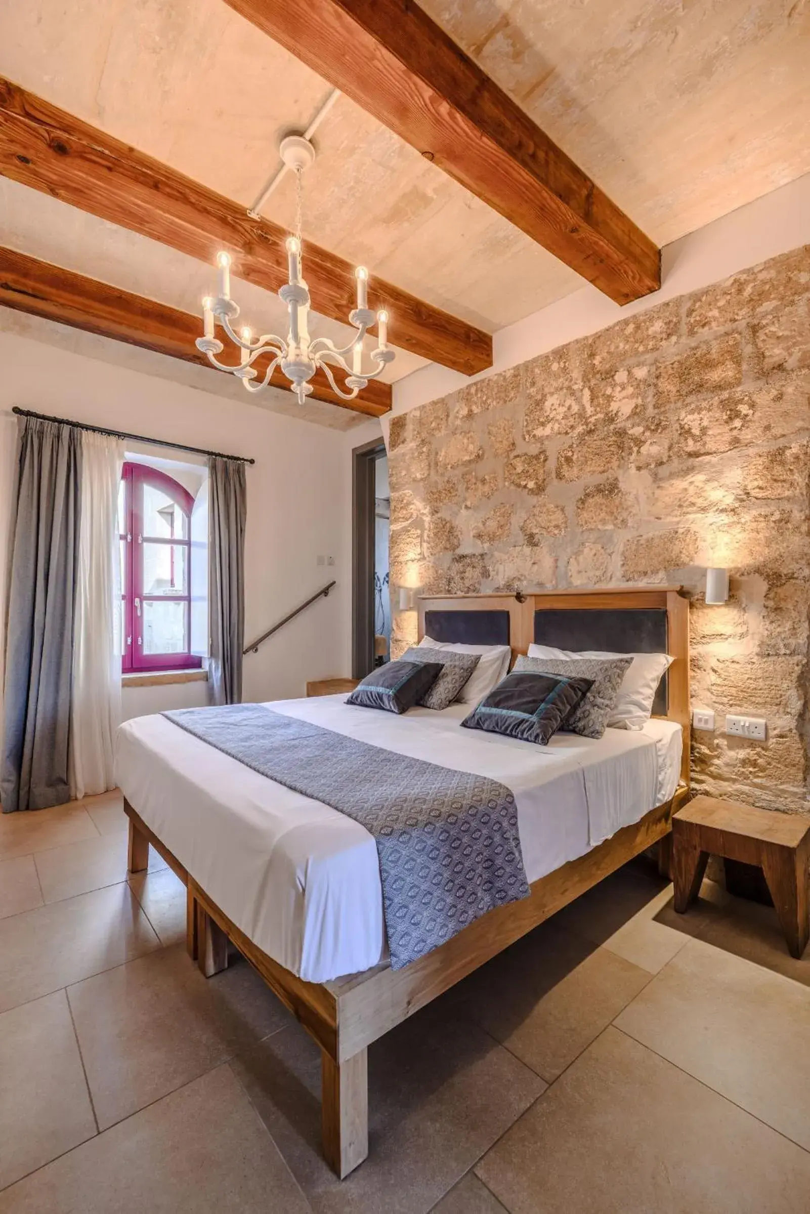 Deluxe Double Room - single occupancy in Mulberries Deluxe Double Room - single occupancy in Mulberries