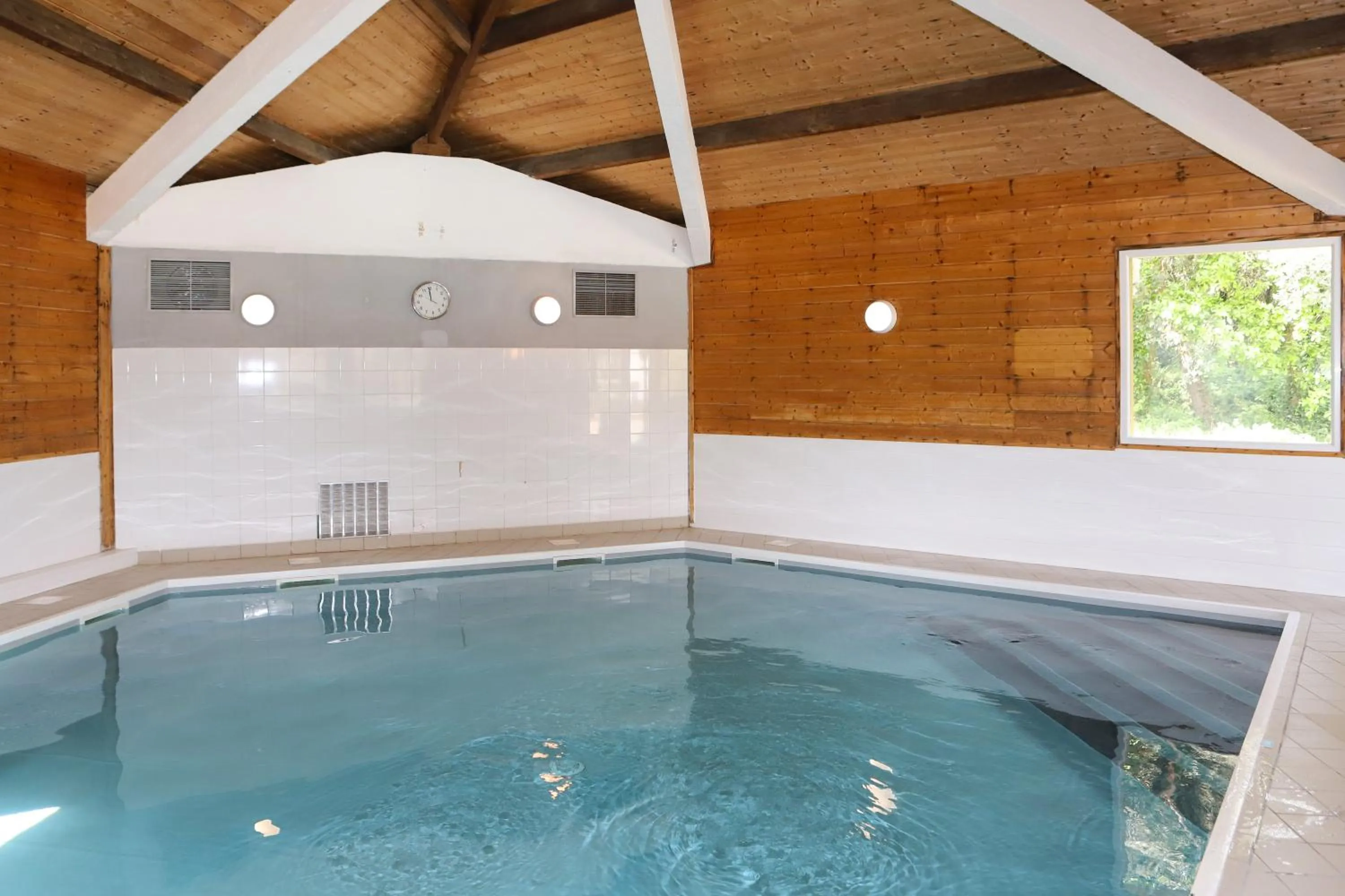 Swimming pool in Olydea Oleron les Sables Vignier