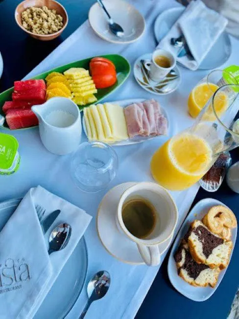 Breakfast in 5ª Vigia