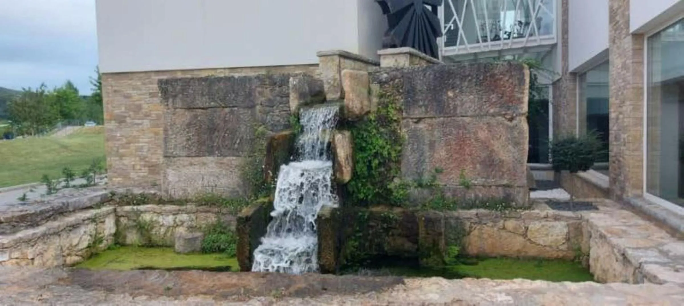 Facade/entrance in 5ª Vigia