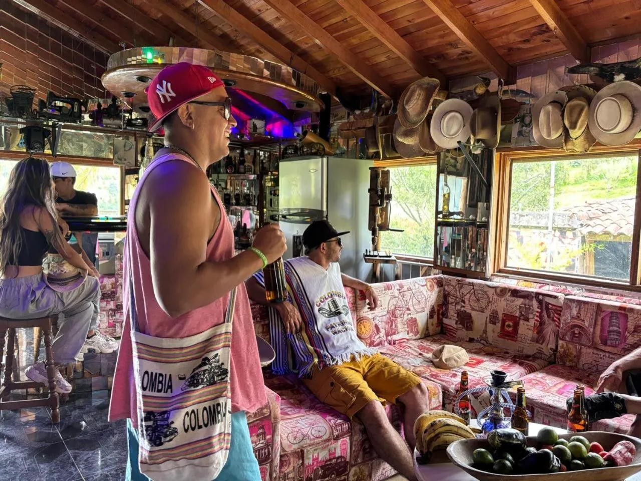 People in BioHotel Ecohouse