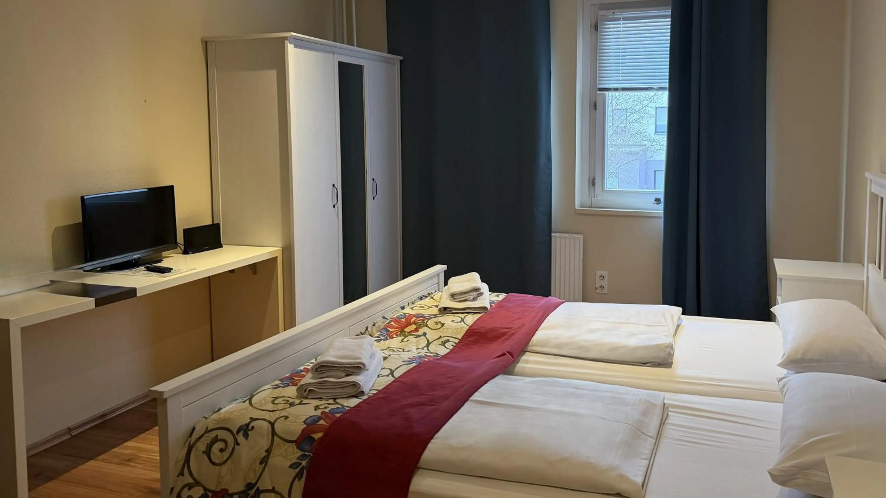 Photo of the whole room, Bed in Hotel M68