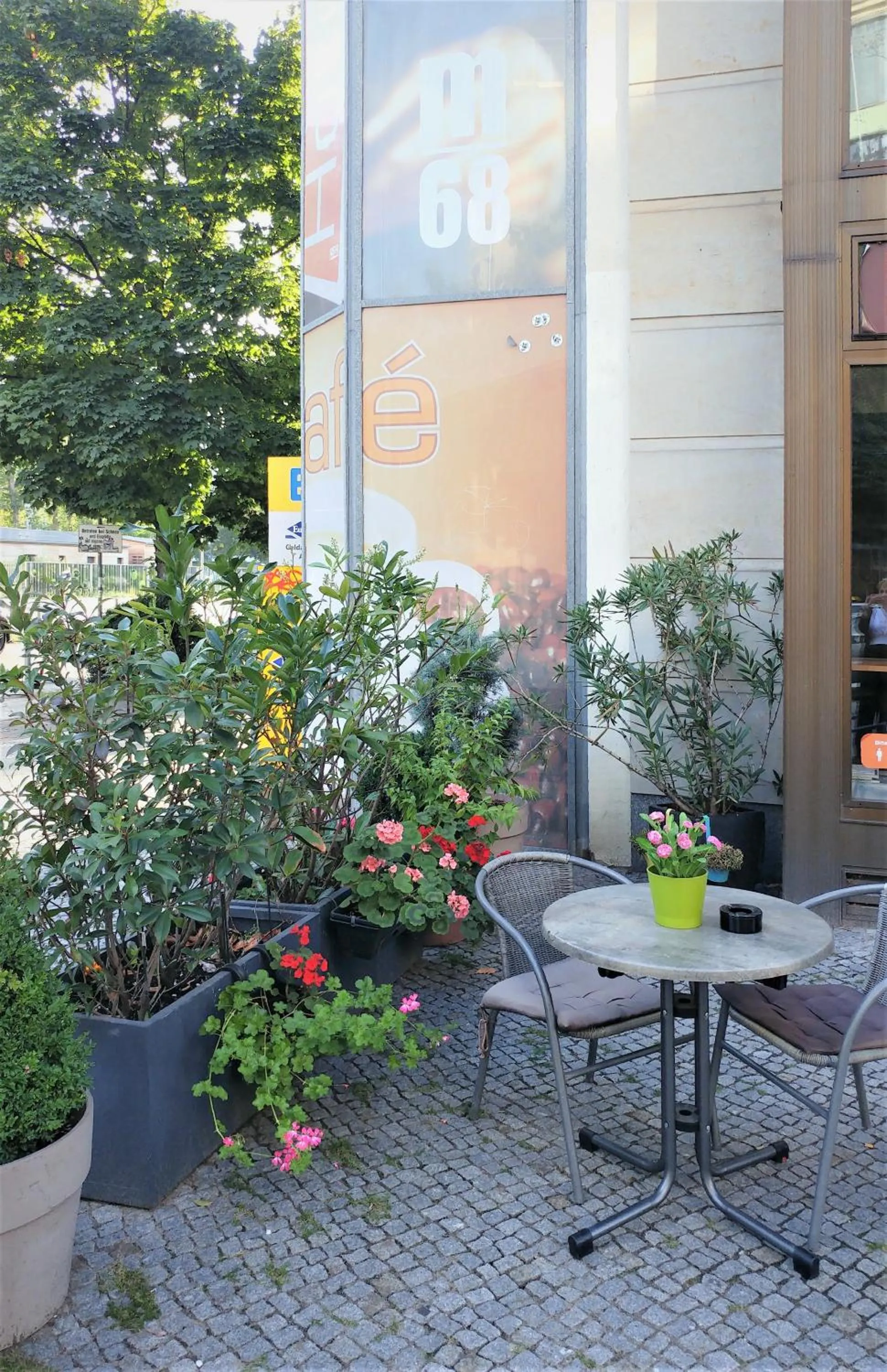 Property building in Hotel M68