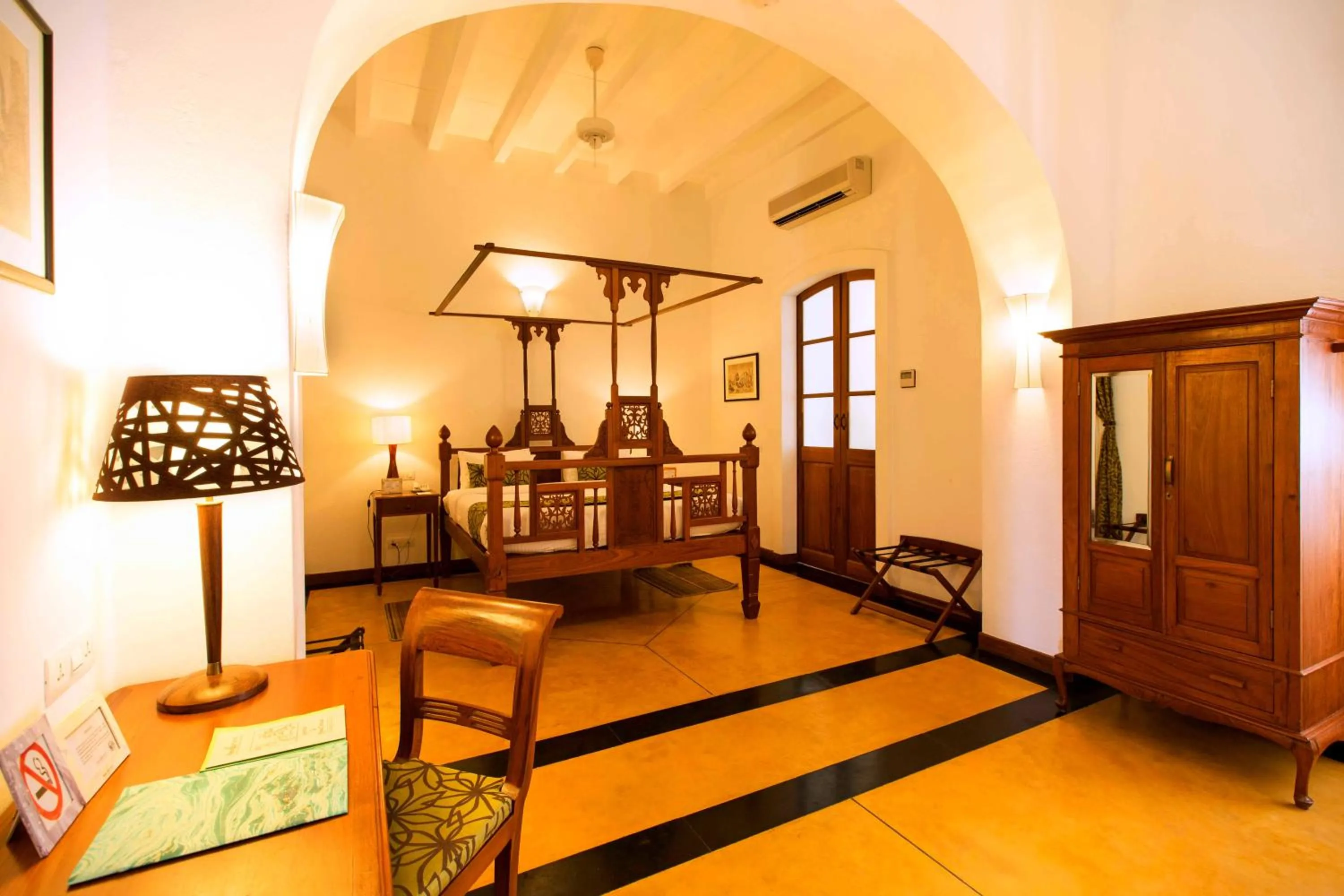 Bed in Palais De Mahe - A CGH Earth Experience