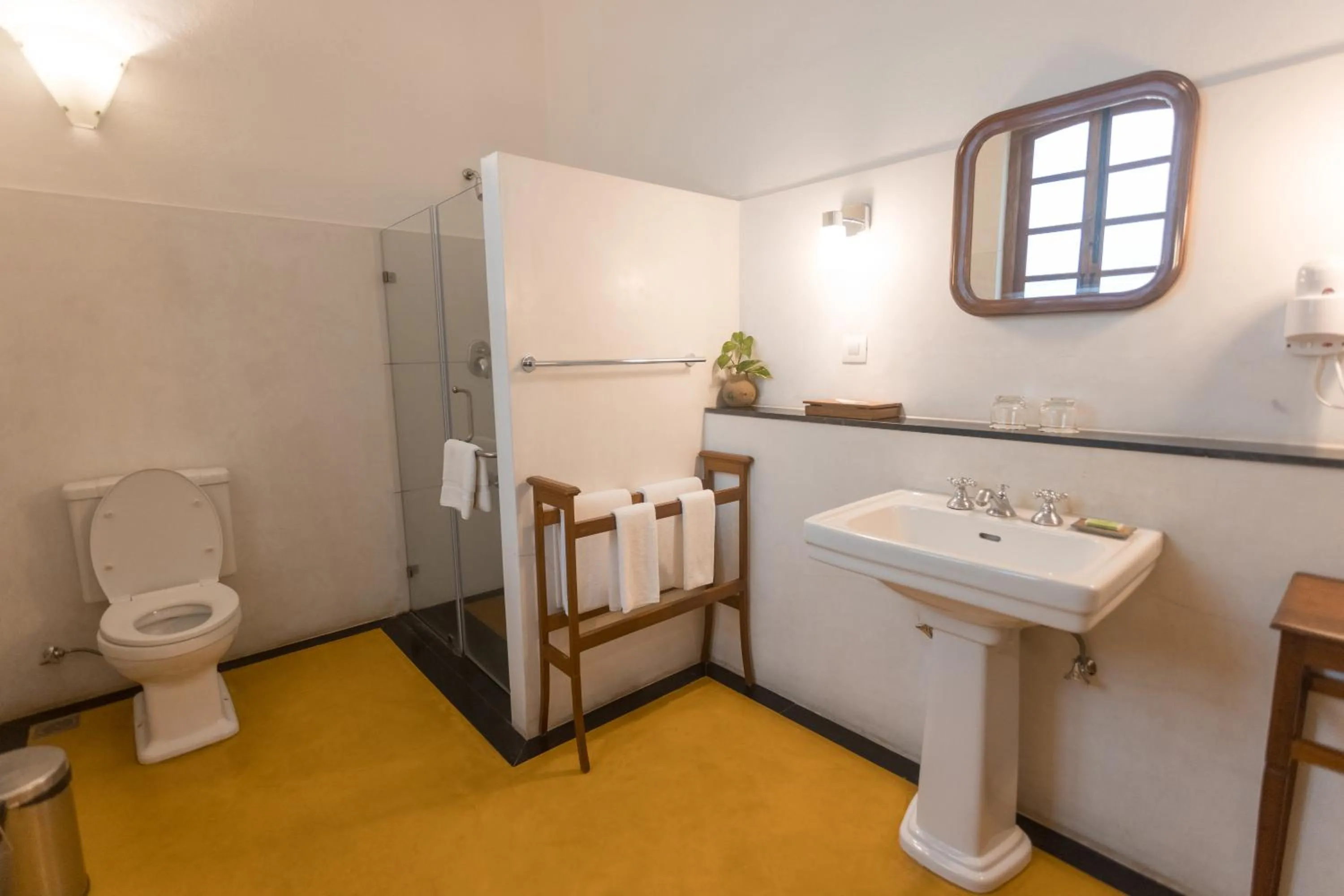 Toilet in Palais De Mahe - A CGH Earth Experience