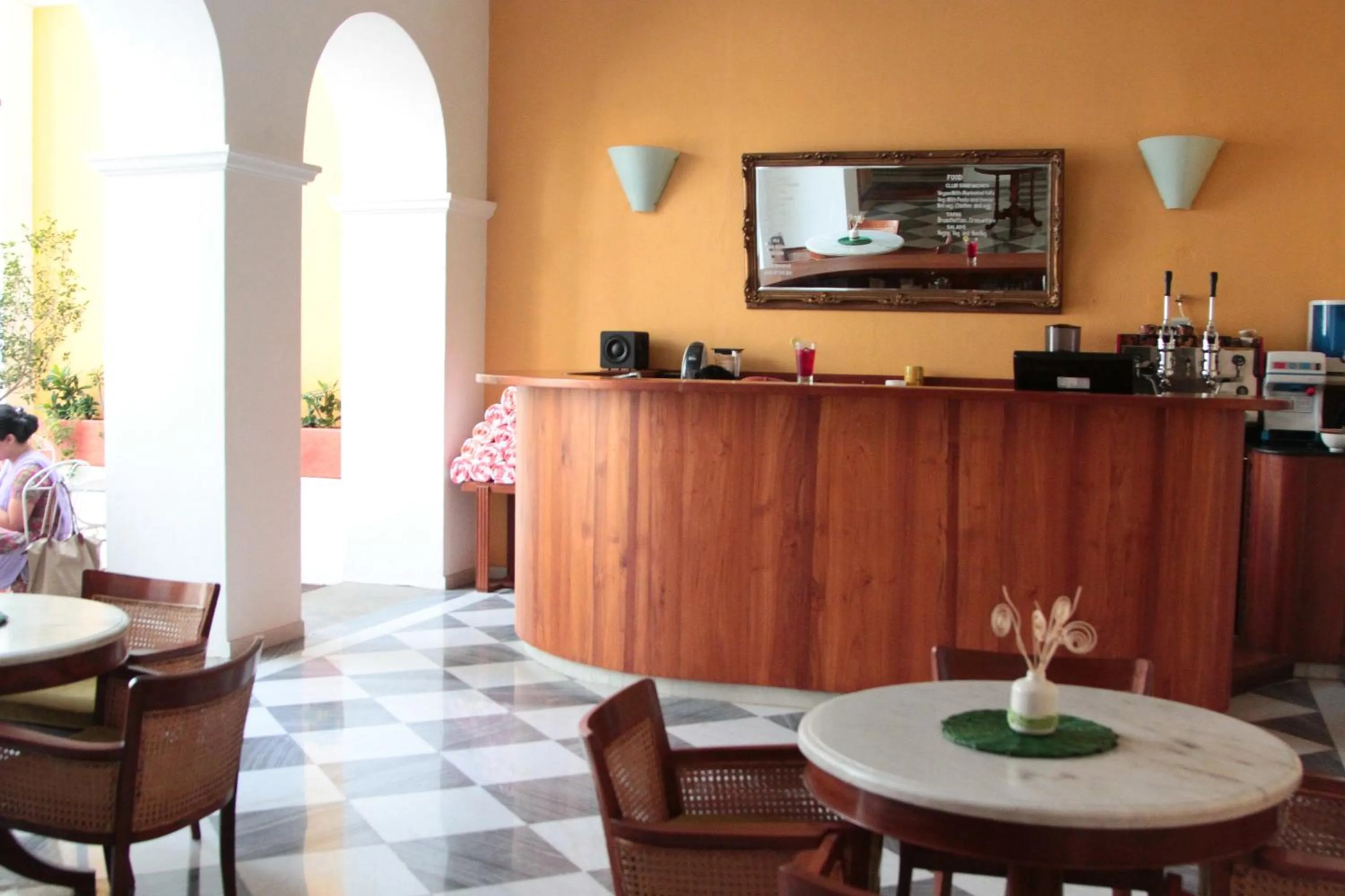 Coffee/tea facilities in Palais De Mahe - A CGH Earth Experience