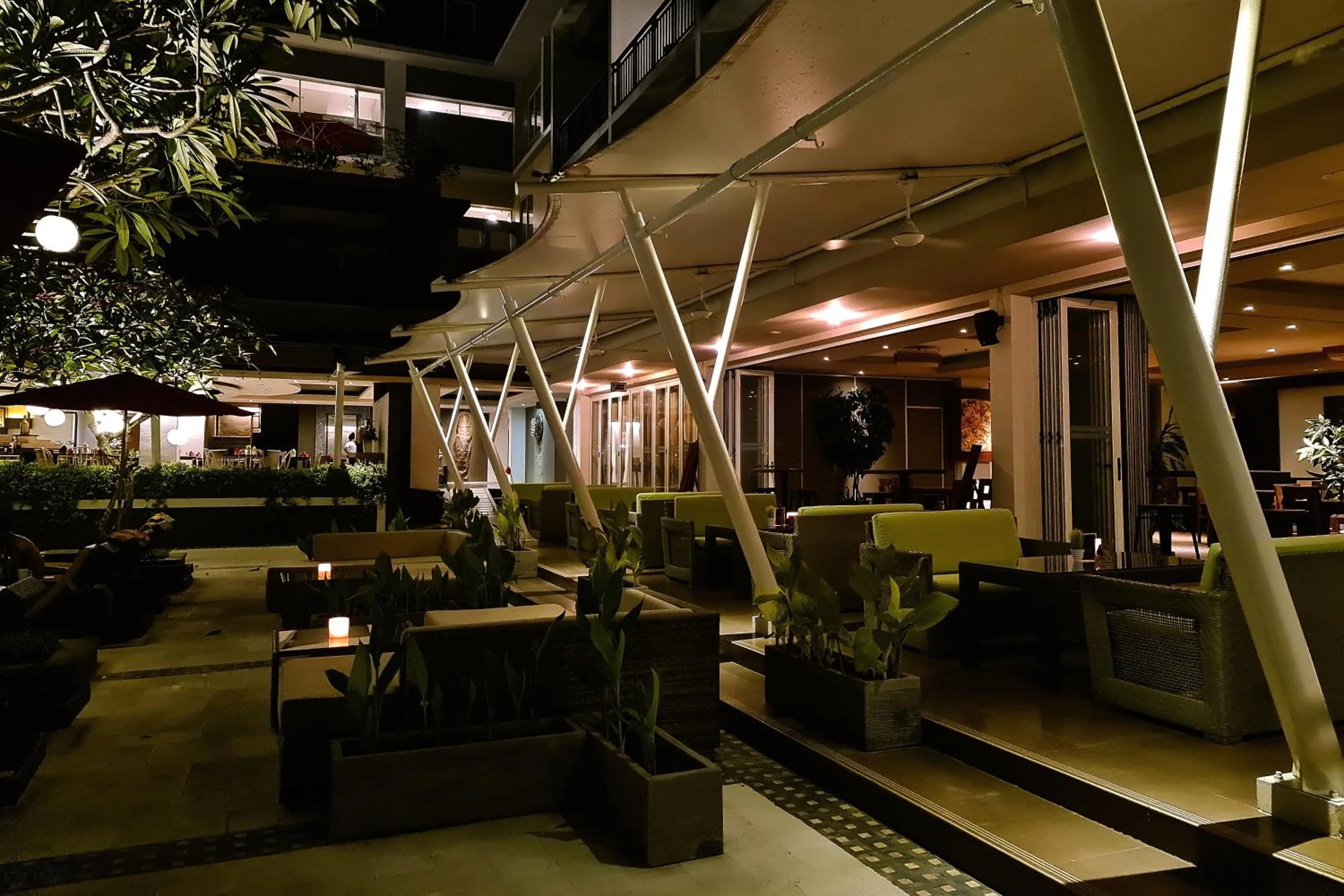 Restaurant/places to eat in The Kana Kuta Hotel