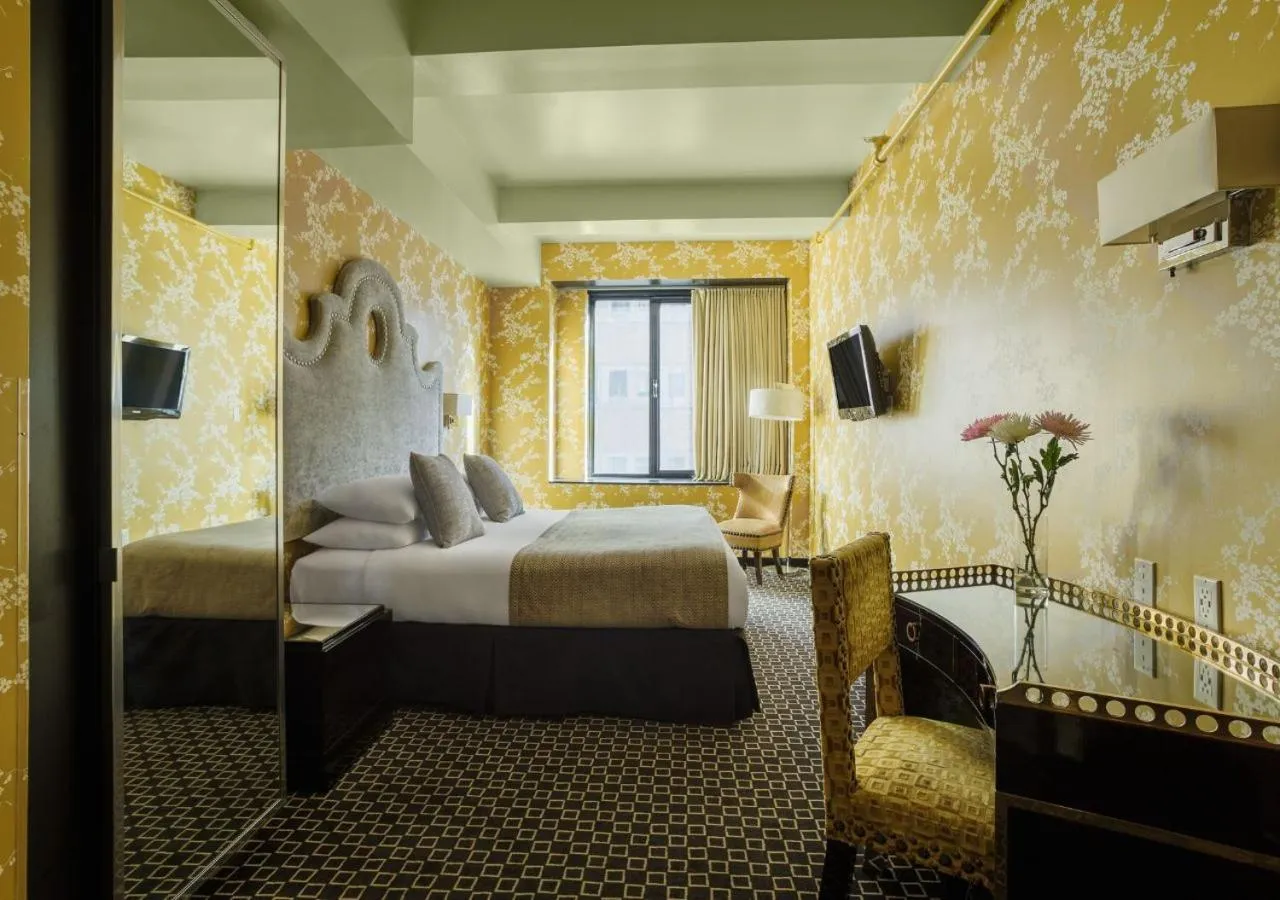 Photo of the whole room in 45 Times Square Hotel