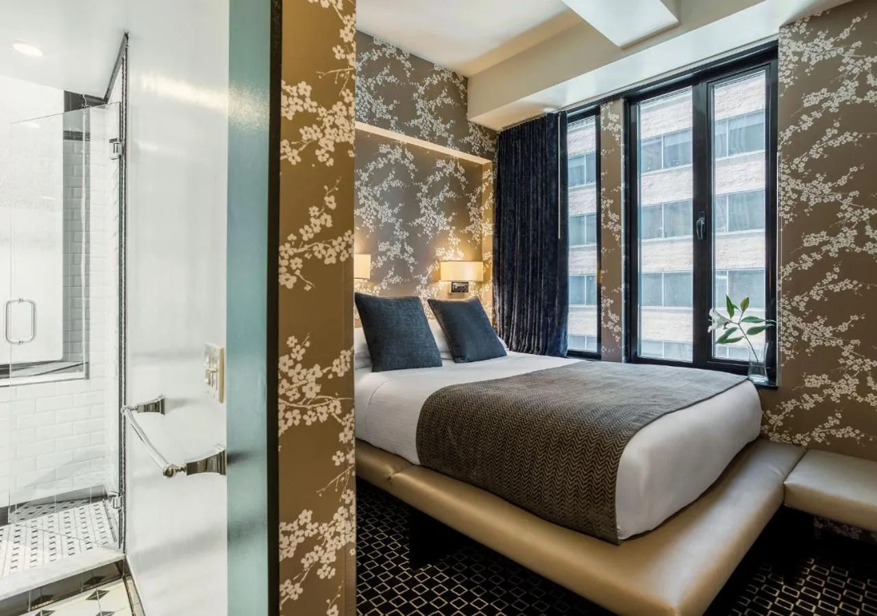 Photo of the whole room in 45 Times Square Hotel