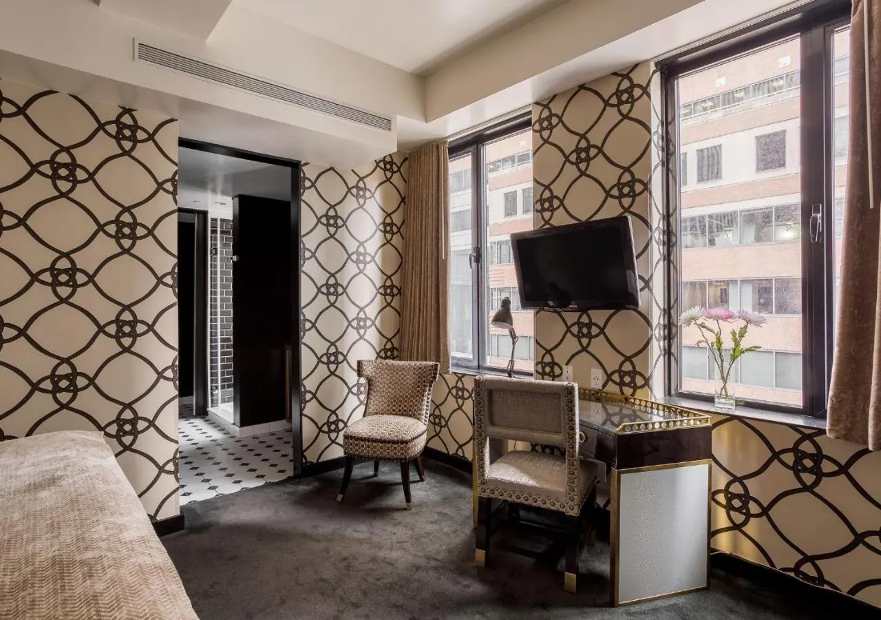 Area and facilities in 45 Times Square Hotel