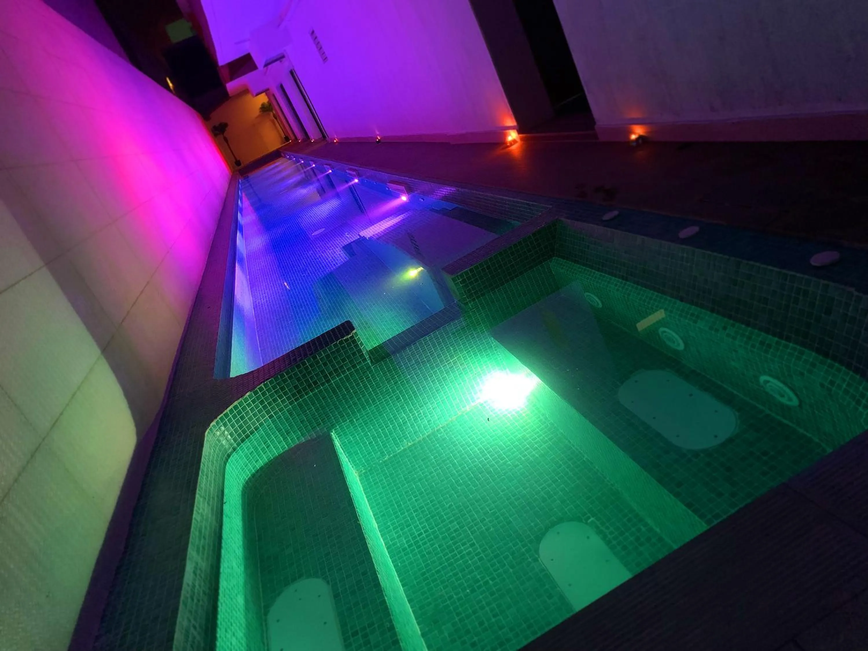 Swimming pool in BNB Hotel Spa
