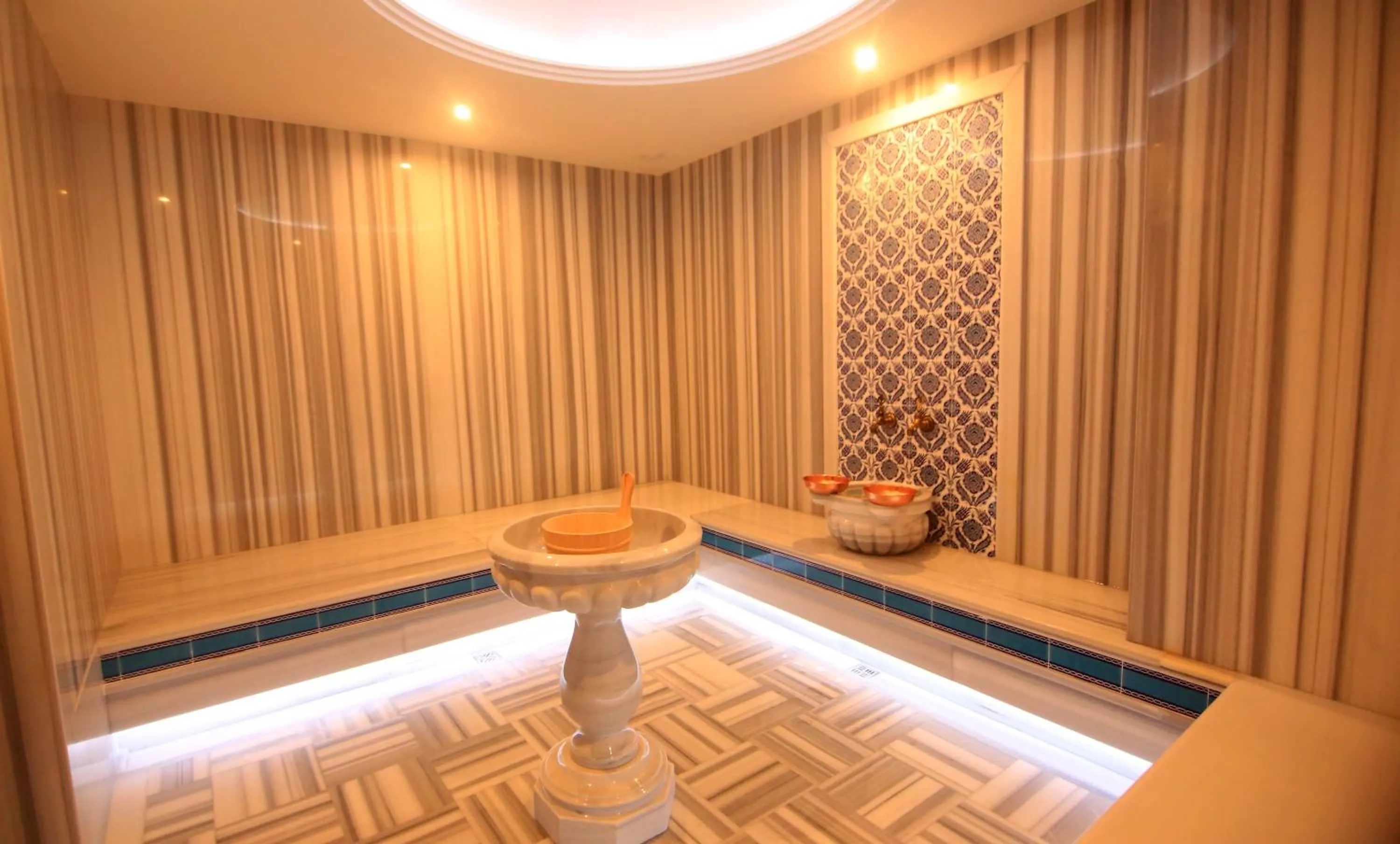 Spa and wellness centre/facilities in BNB Hotel Spa