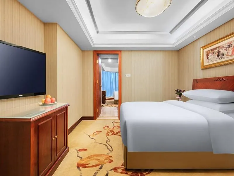 Bed in Vienna International Hotel - Hangzhou Wulin Square Branch